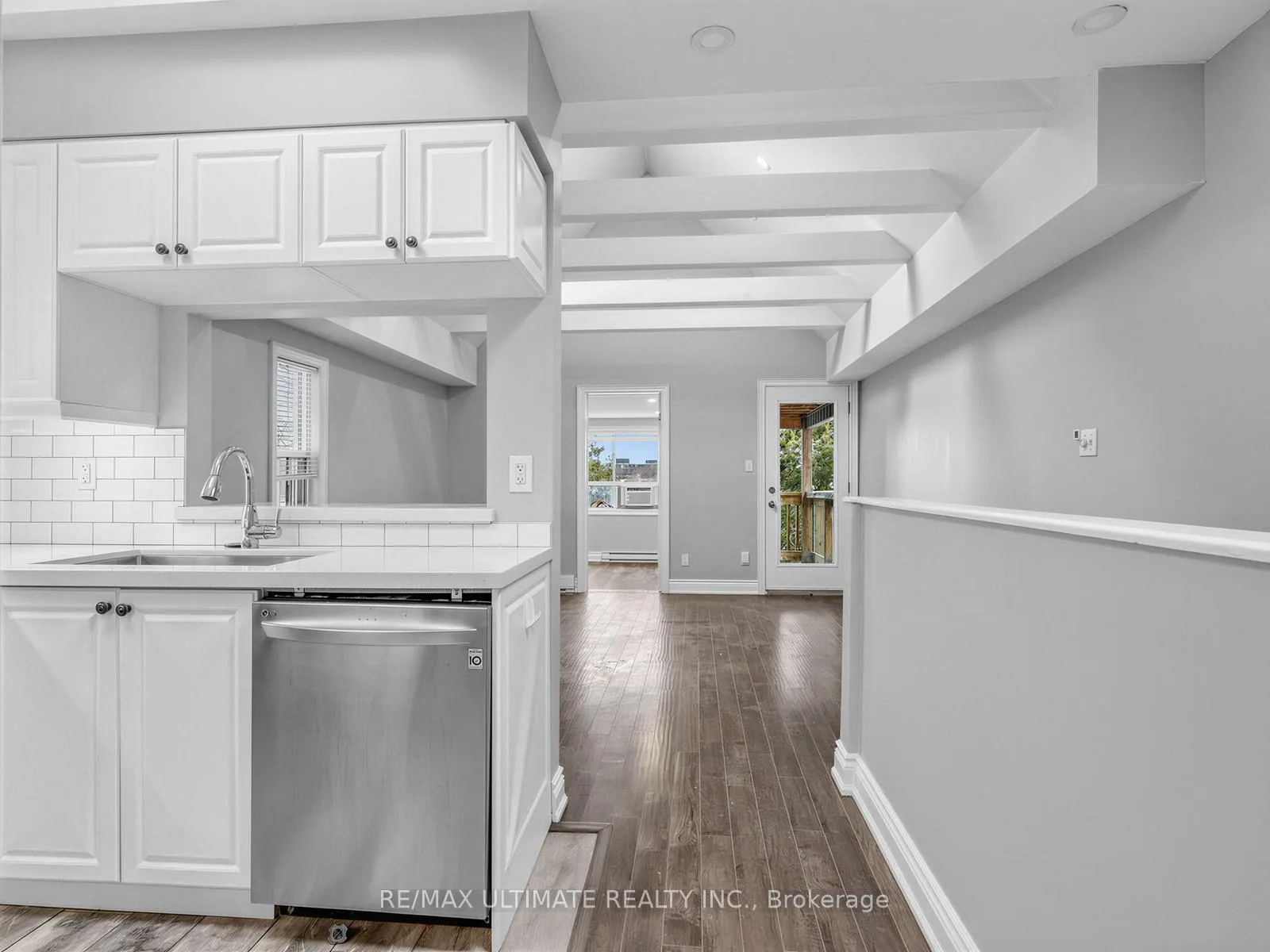 Photo 8 of Unit 2 Upper Level, 213 Langley Avenue, Toronto, North Riverdale — HOMEH