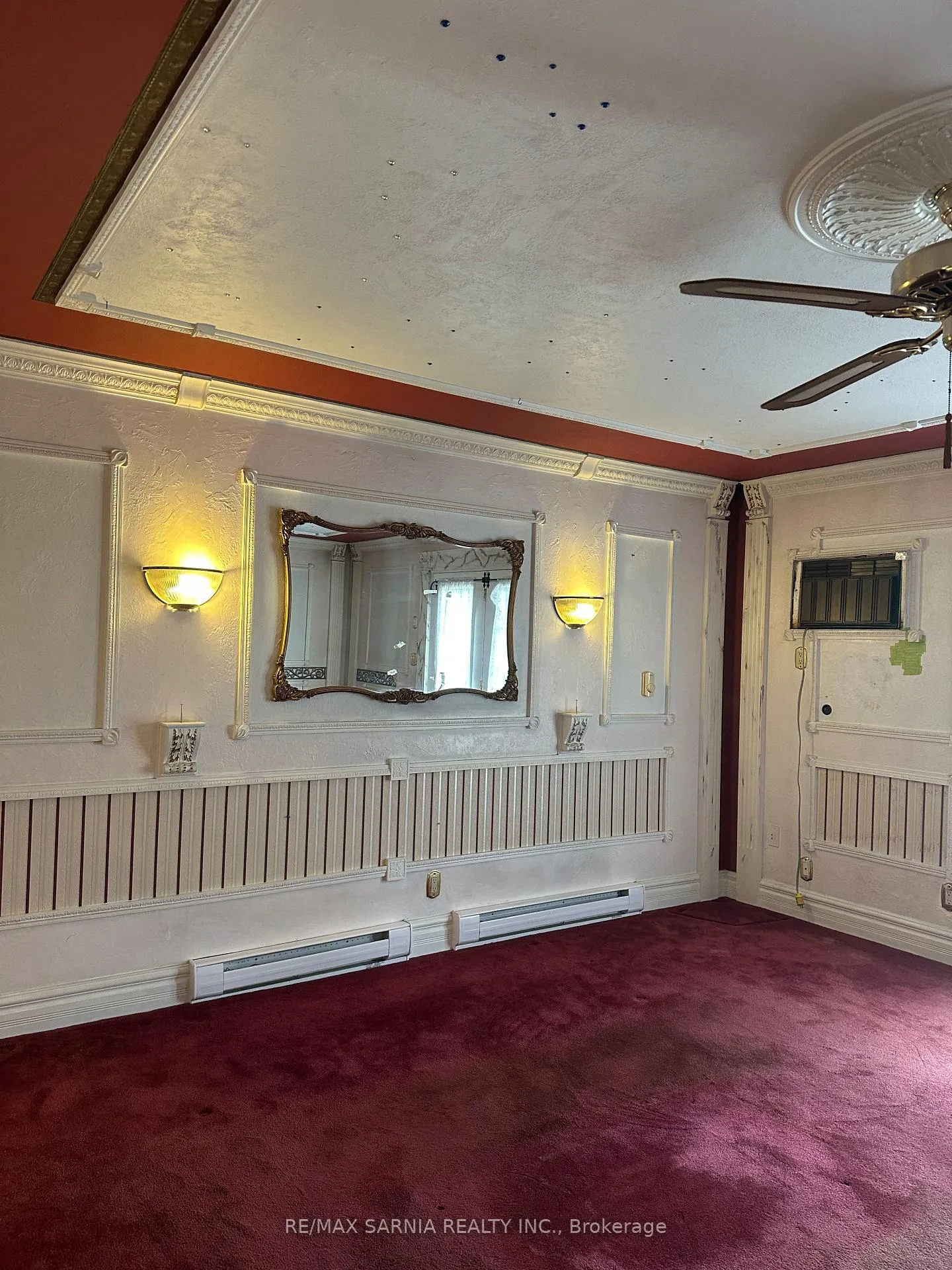Photo 4 of Unit 2, 3022 Meadowbrook Lane, Windsor — HOMEH