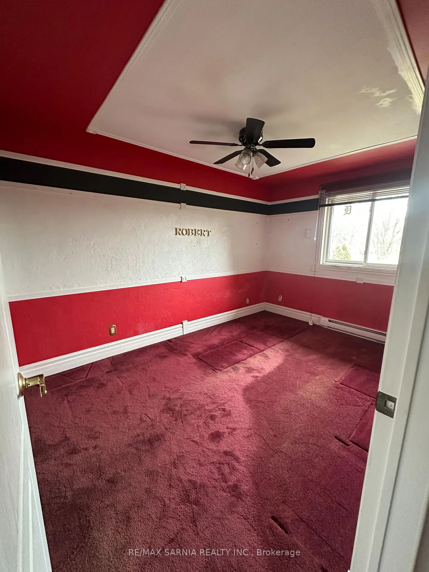Photo 6 of Unit 2, 3022 Meadowbrook Lane, Windsor — HOMEH
