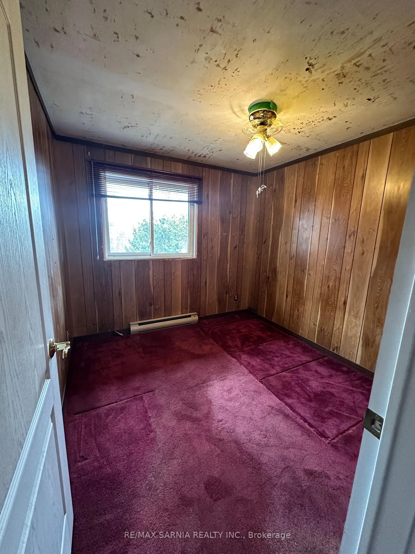 Photo 7 of Unit 2, 3022 Meadowbrook Lane, Windsor — HOMEH