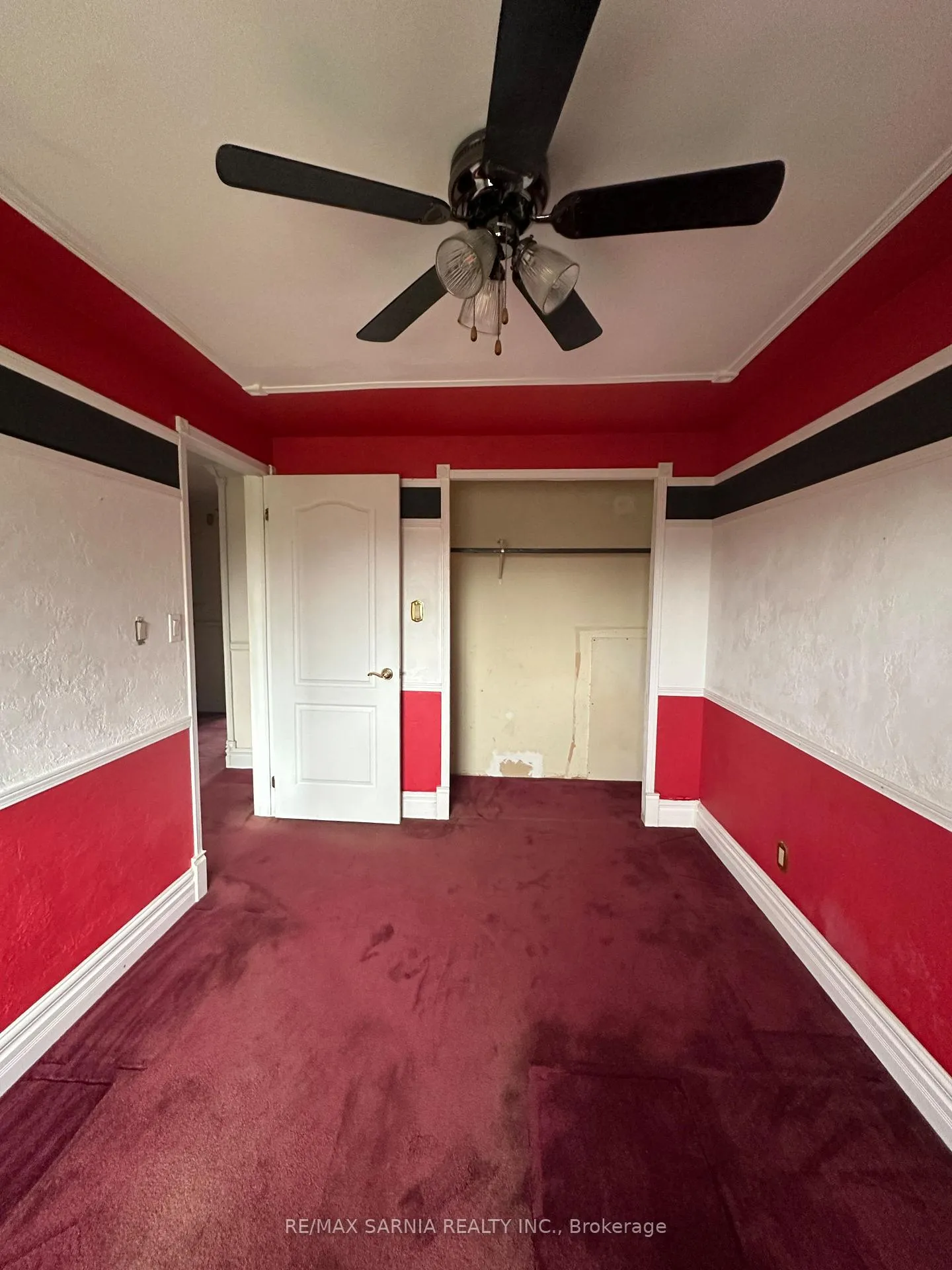 Photo 8 of Unit 2, 3022 Meadowbrook Lane, Windsor — HOMEH