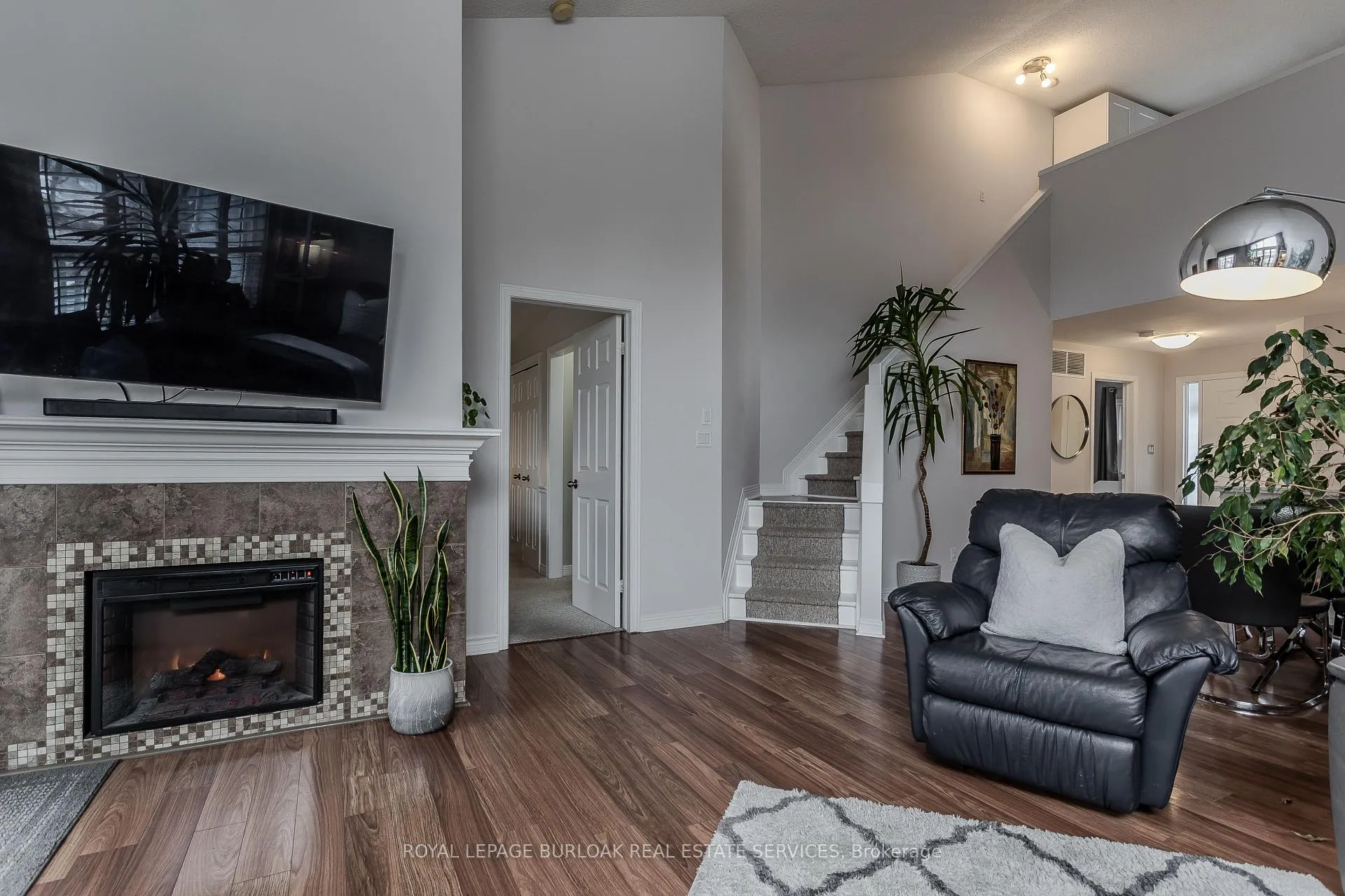 Photo 5 of Unit 418, 1210 Thorpe Road, Burlington, Brant — HOMEH