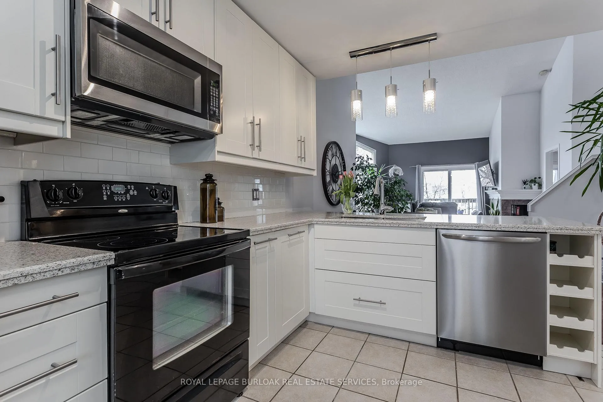 Photo 7 of Unit 418, 1210 Thorpe Road, Burlington, Brant — HOMEH