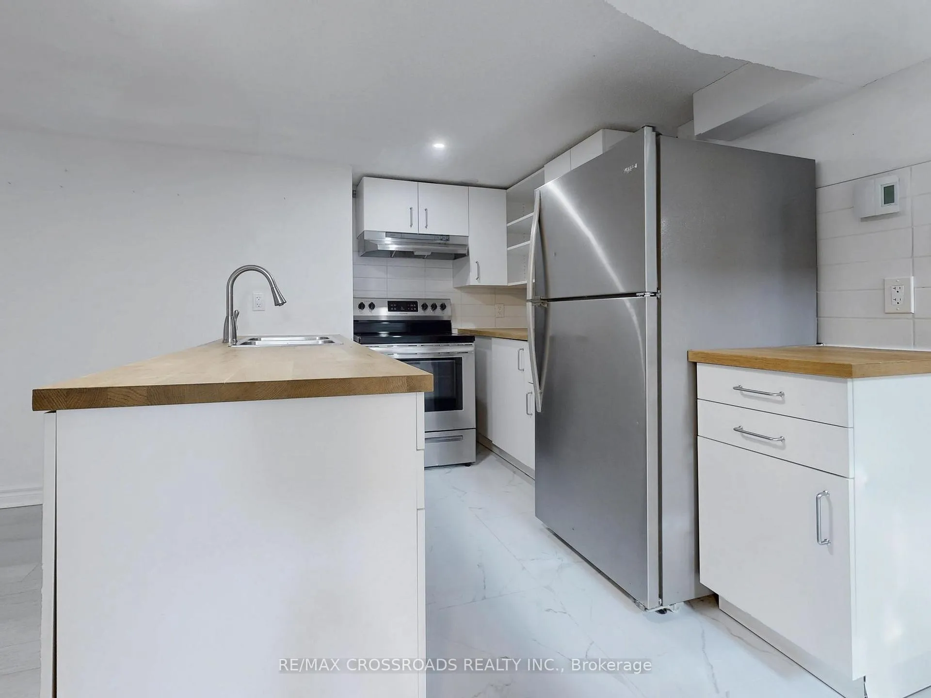 Photo 25 of 1386 Simcoe Street S, Oshawa, Lakeview — HOMEH