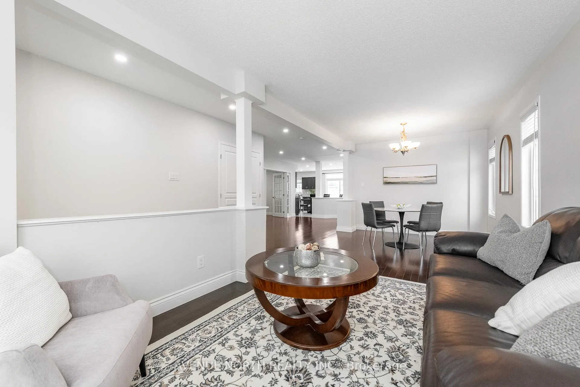 Photo 5 of 400 Deer View Avenue, Ottawa, Blossom Park/Kemp Park/Findlay Creek — HOMEH