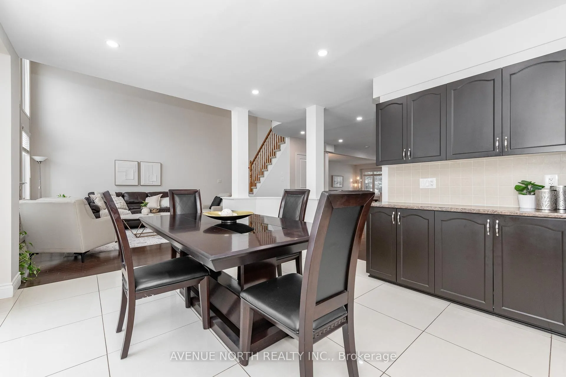 Photo 16 of 400 Deer View Avenue, Ottawa, Blossom Park/Kemp Park/Findlay Creek — HOMEH