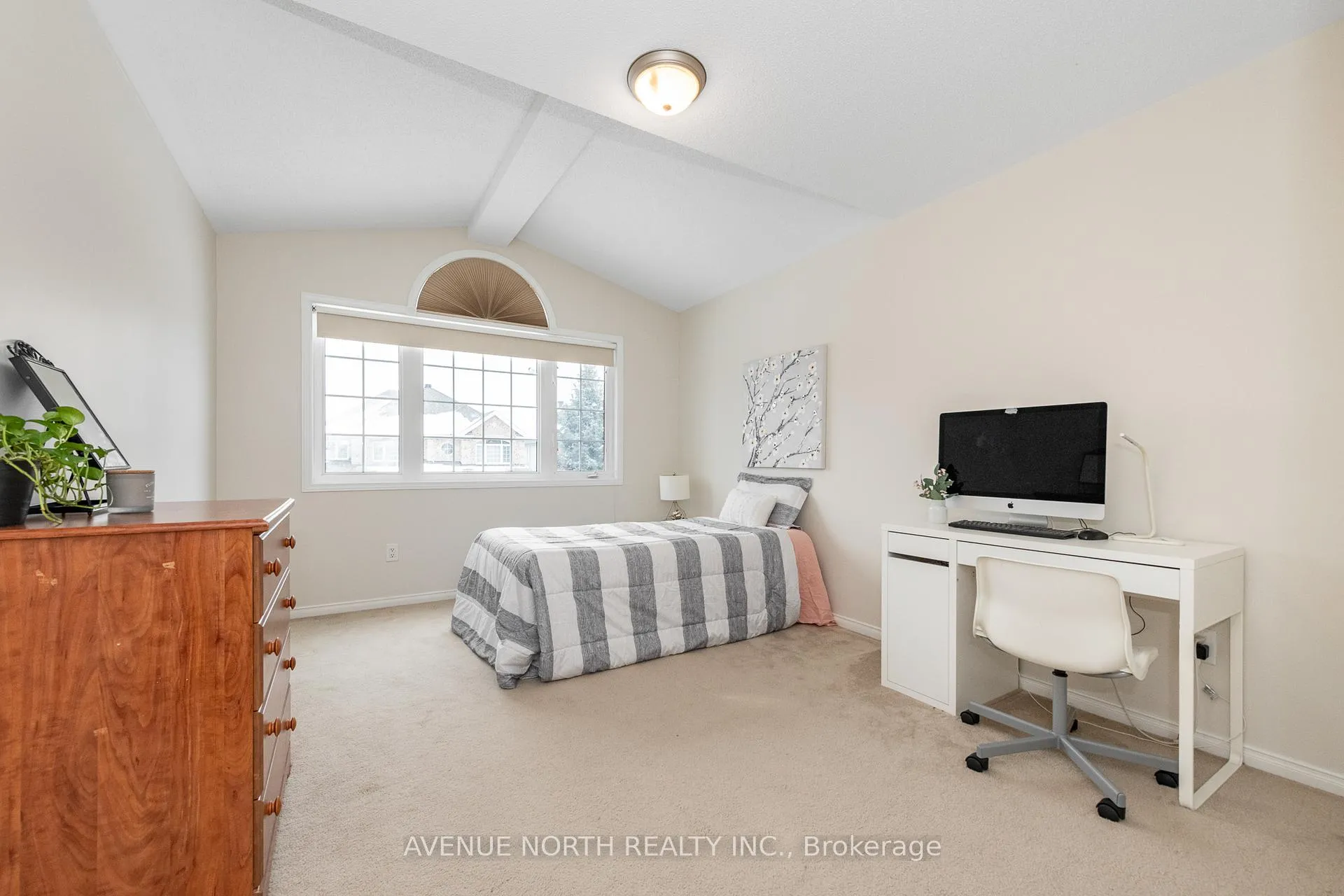 Photo 34 of 400 Deer View Avenue, Ottawa, Blossom Park/Kemp Park/Findlay Creek — HOMEH