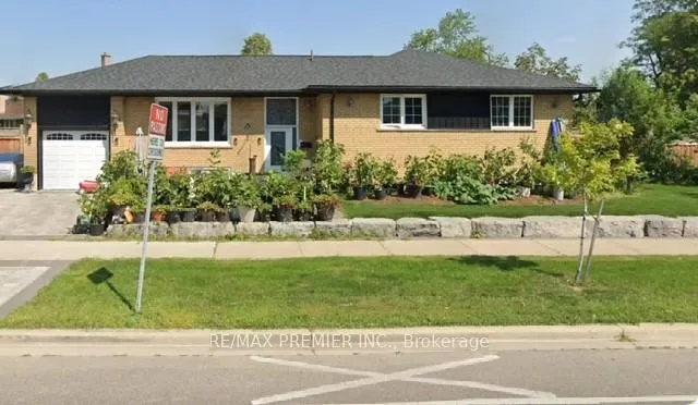 Photo 1 of Unit Basement, 92 Westhumber Boulevard, Etobicoke, West Humber-Clairville — HOMEH