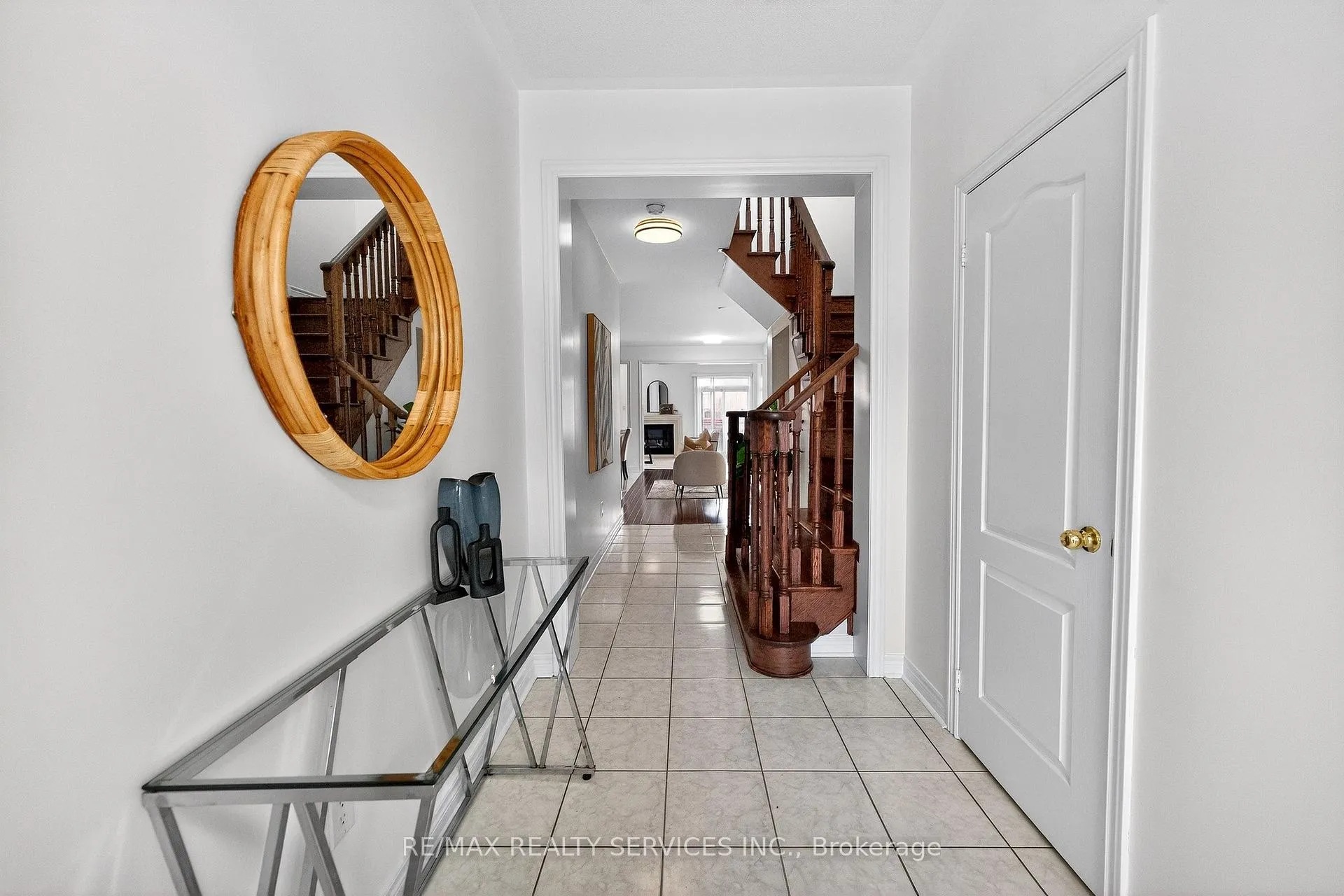 Photo 7 of 39 Lorenzo Circle, Brampton, Sandringham-Wellington — HOMEH