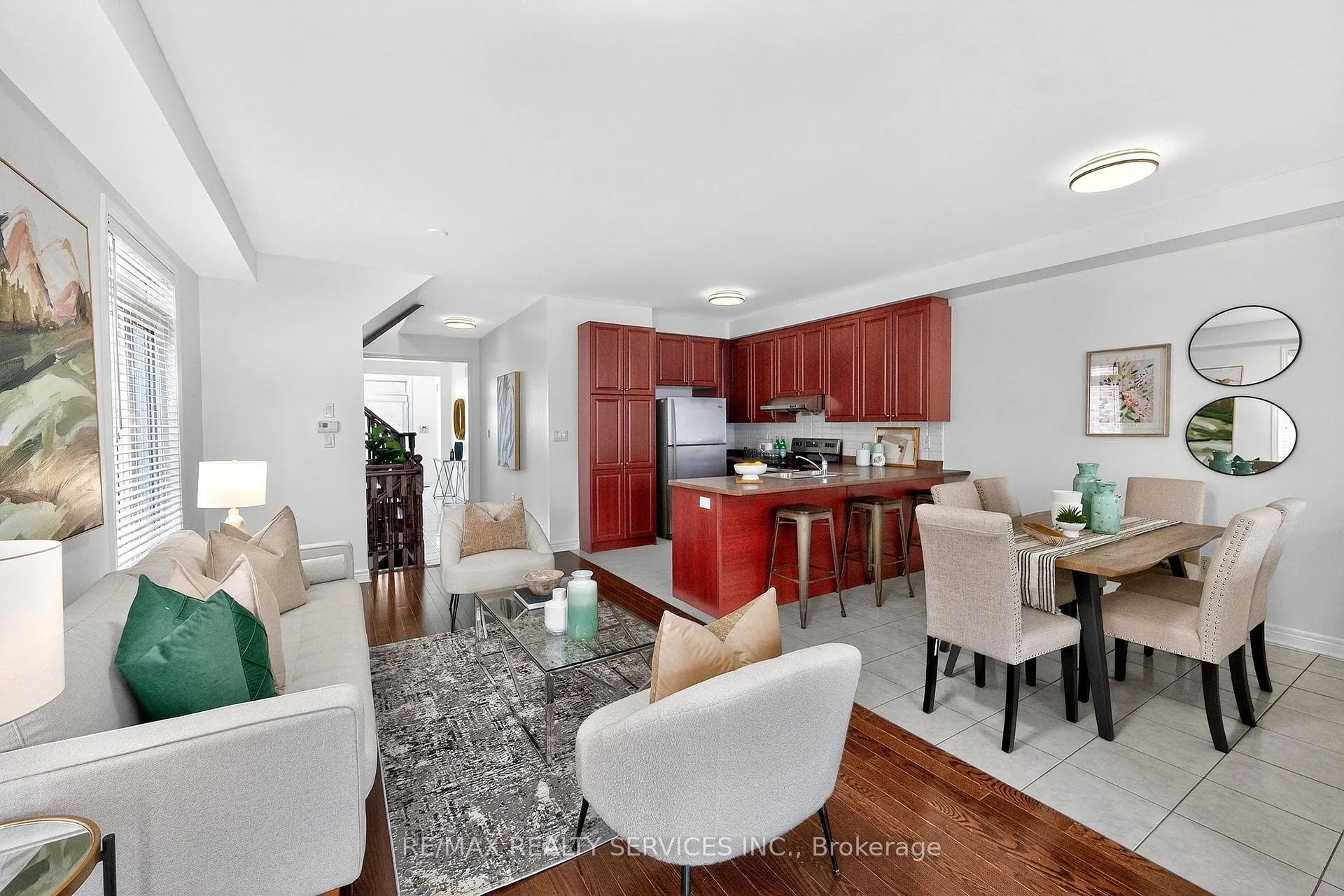 Photo 15 of 39 Lorenzo Circle, Brampton, Sandringham-Wellington — HOMEH