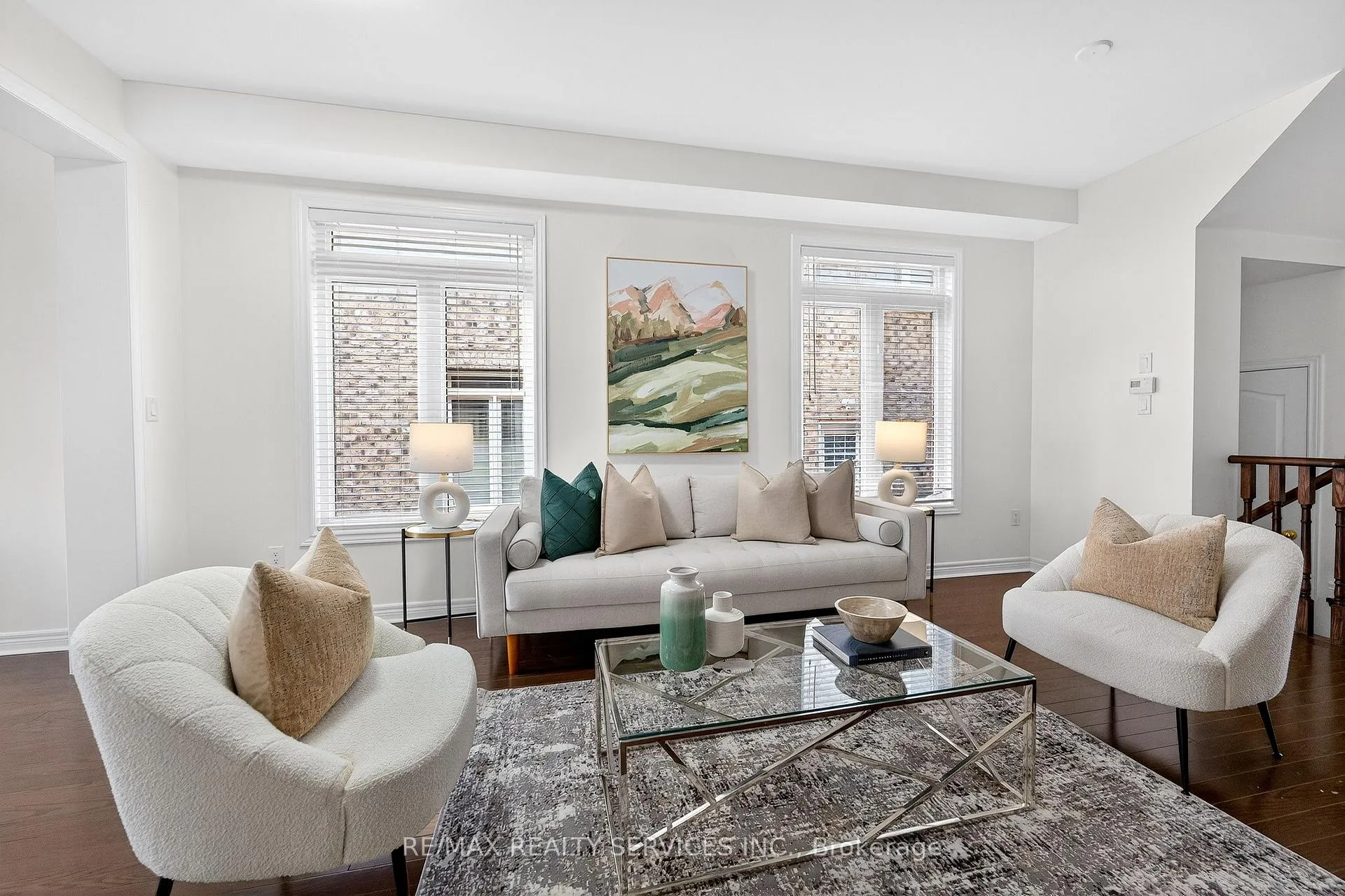 Photo 17 of 39 Lorenzo Circle, Brampton, Sandringham-Wellington — HOMEH