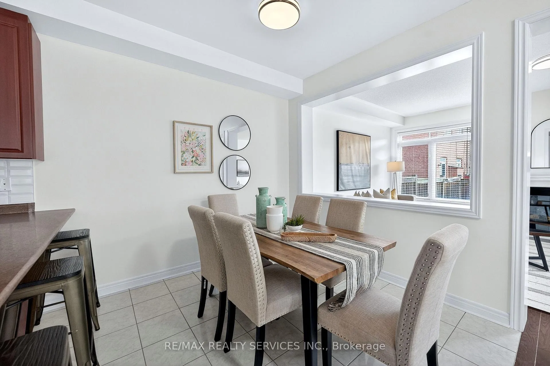 Photo 21 of 39 Lorenzo Circle, Brampton, Sandringham-Wellington — HOMEH