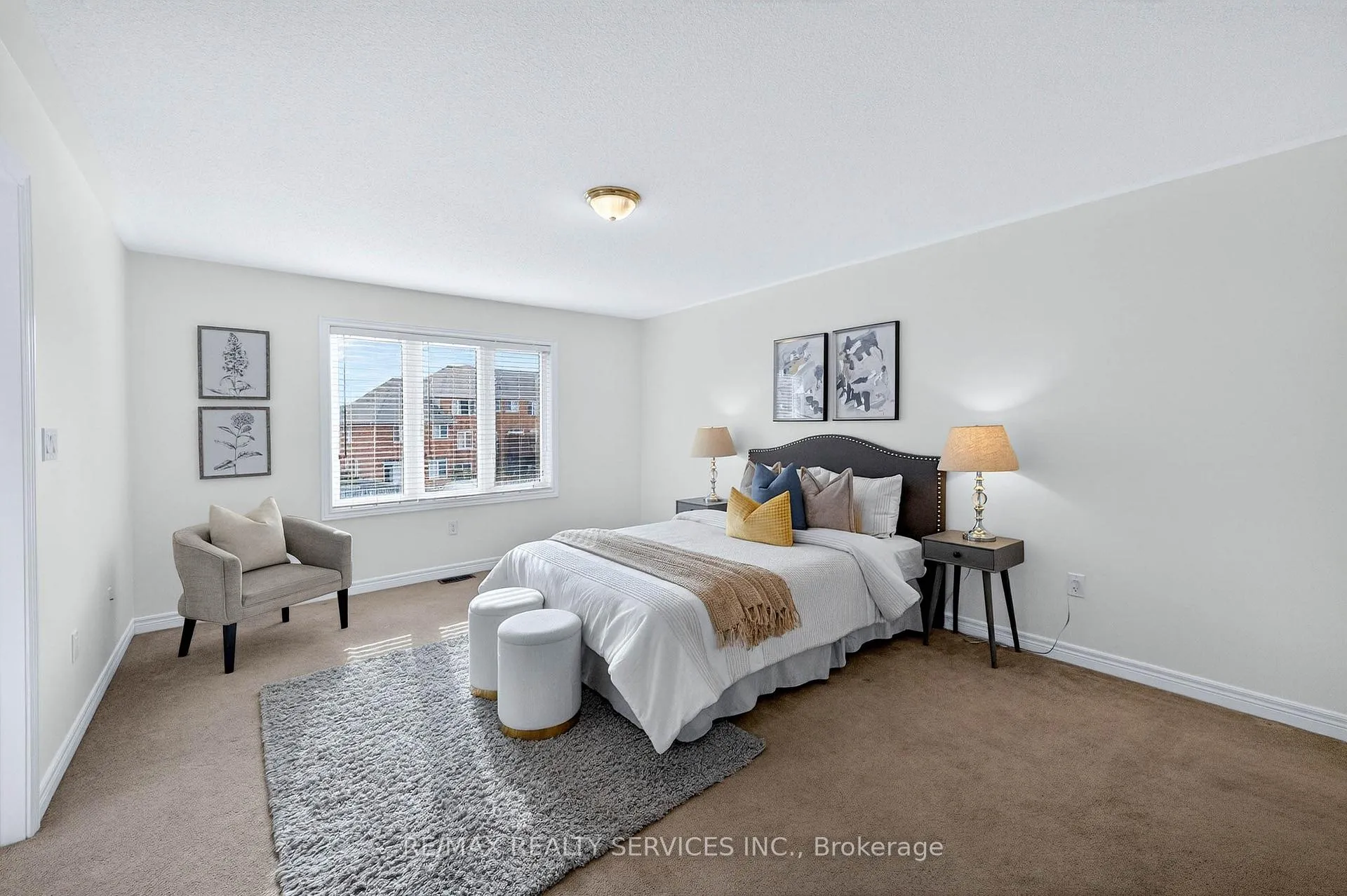 Photo 25 of 39 Lorenzo Circle, Brampton, Sandringham-Wellington — HOMEH