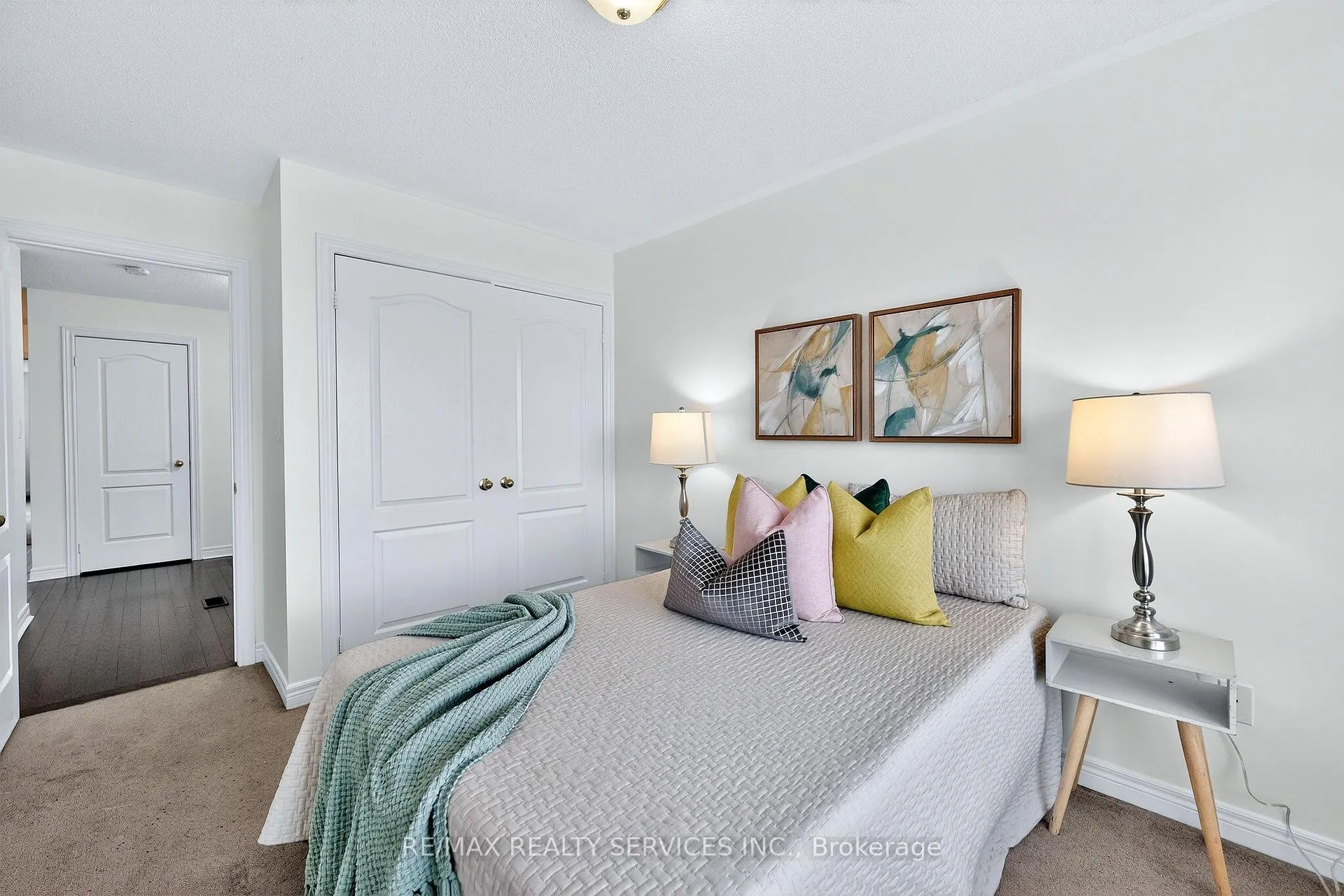 Photo 31 of 39 Lorenzo Circle, Brampton, Sandringham-Wellington — HOMEH