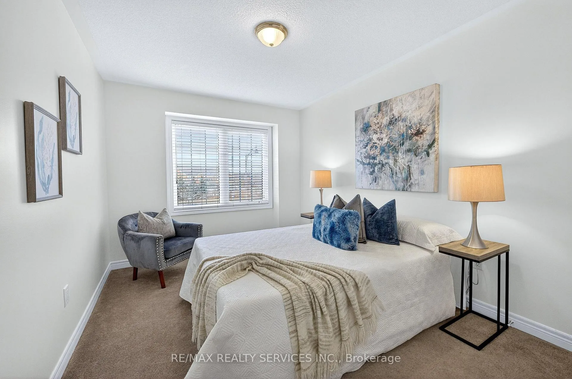 Photo 32 of 39 Lorenzo Circle, Brampton, Sandringham-Wellington — HOMEH