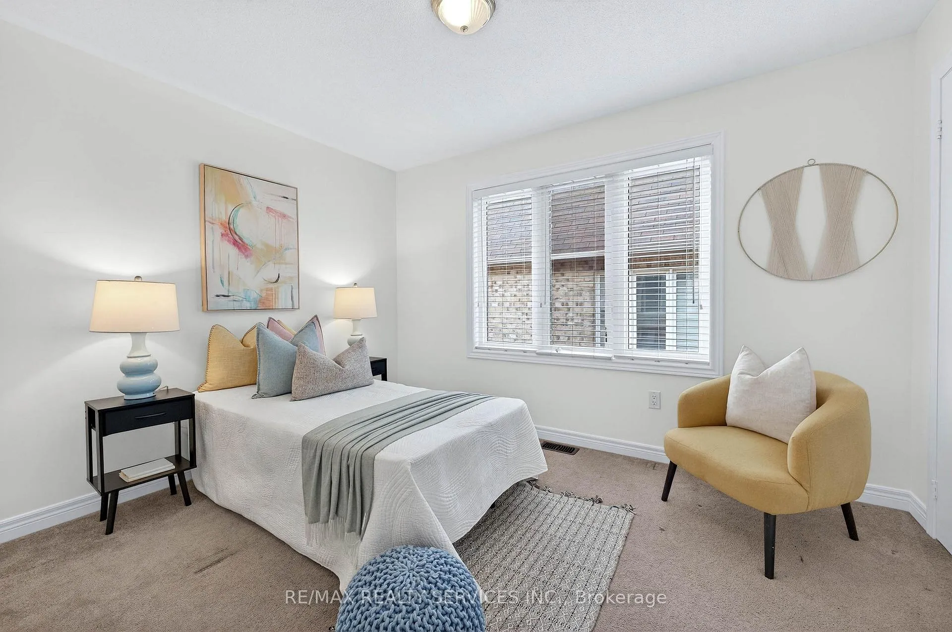 Photo 34 of 39 Lorenzo Circle, Brampton, Sandringham-Wellington — HOMEH