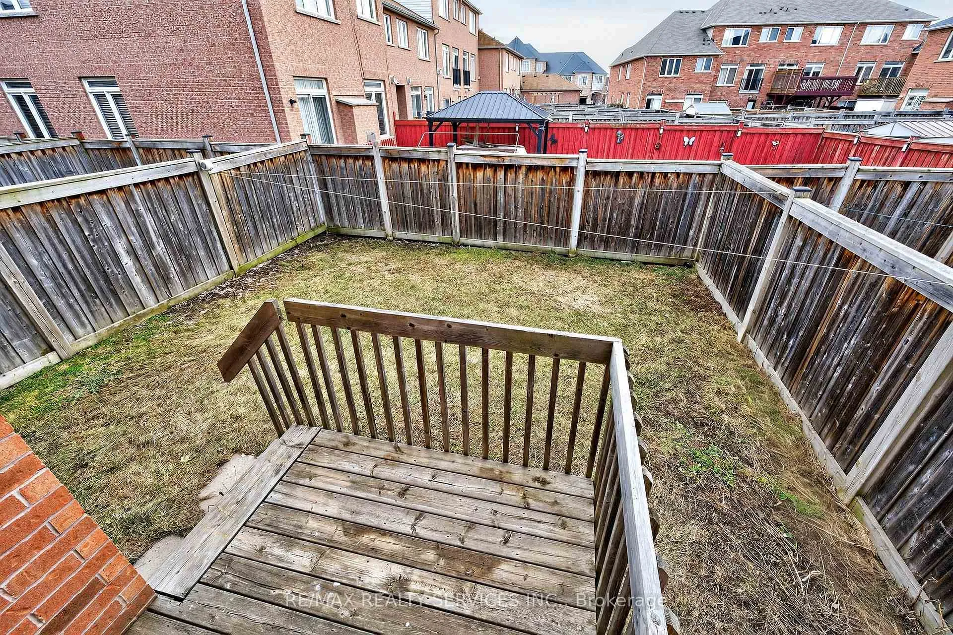 Photo 40 of 39 Lorenzo Circle, Brampton, Sandringham-Wellington — HOMEH