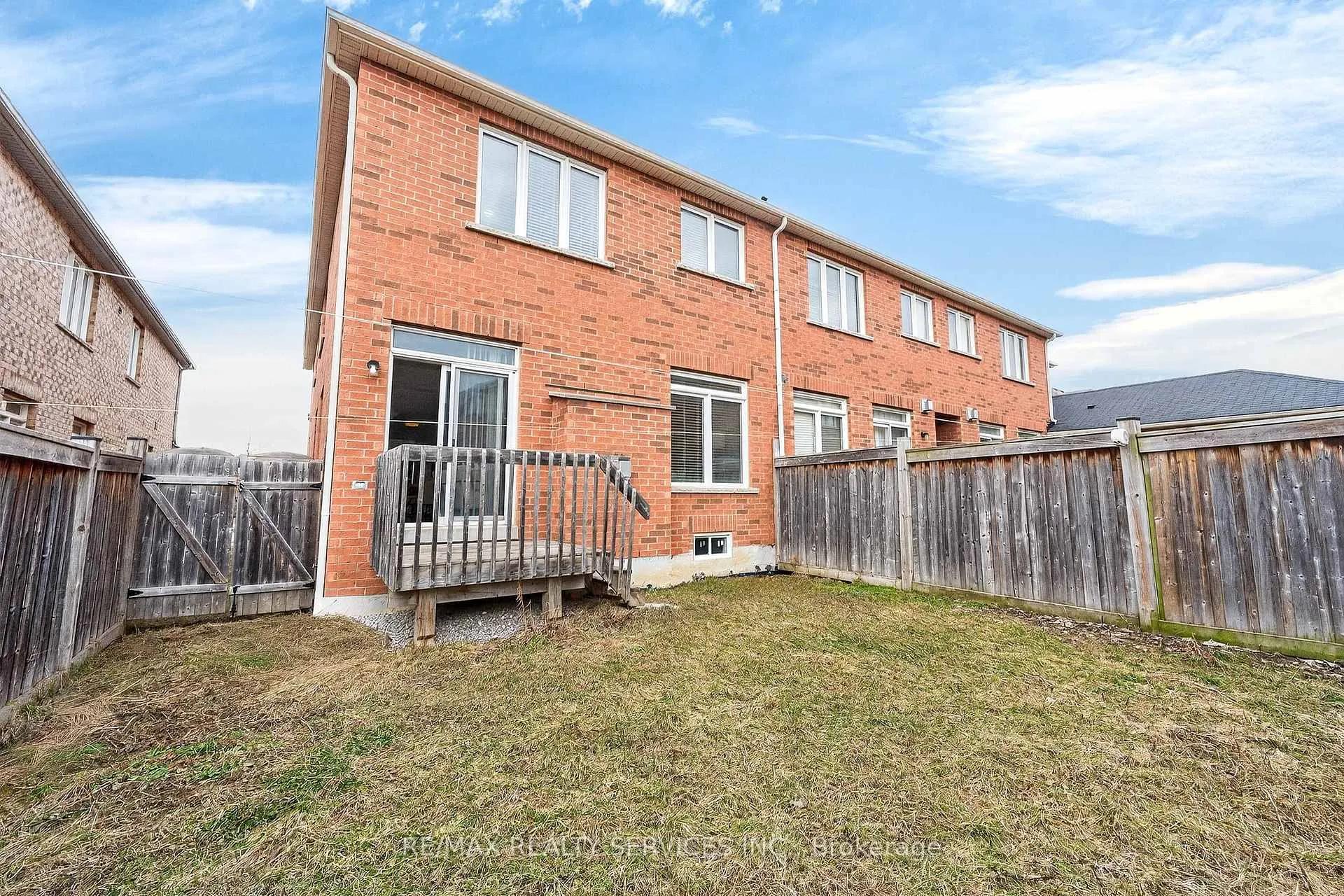 Photo 41 of 39 Lorenzo Circle, Brampton, Sandringham-Wellington — HOMEH