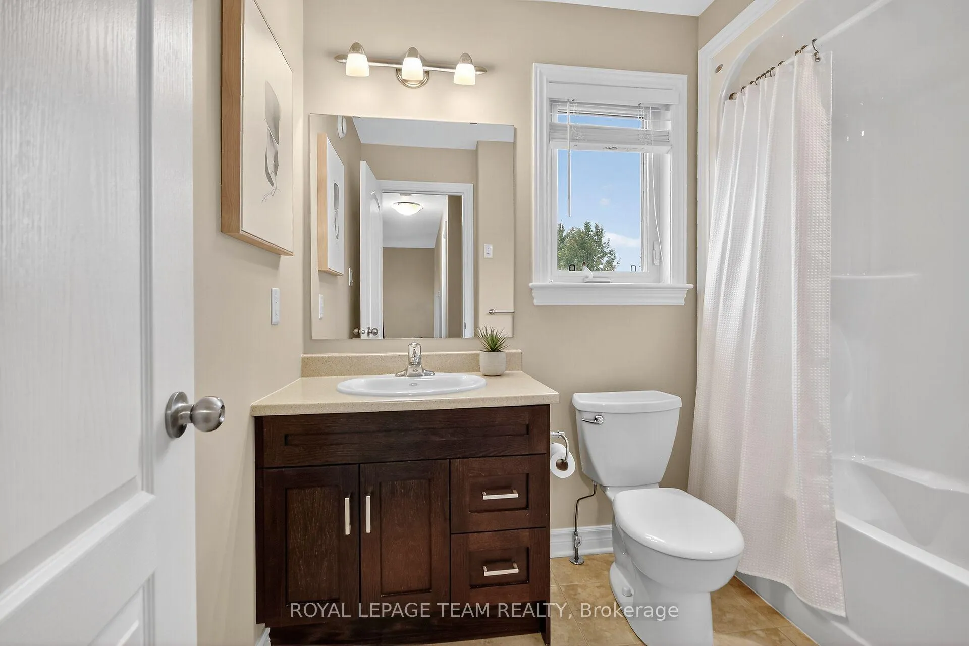 Photo 28 of 124 Comba Drive, Carleton Place — HOMEH