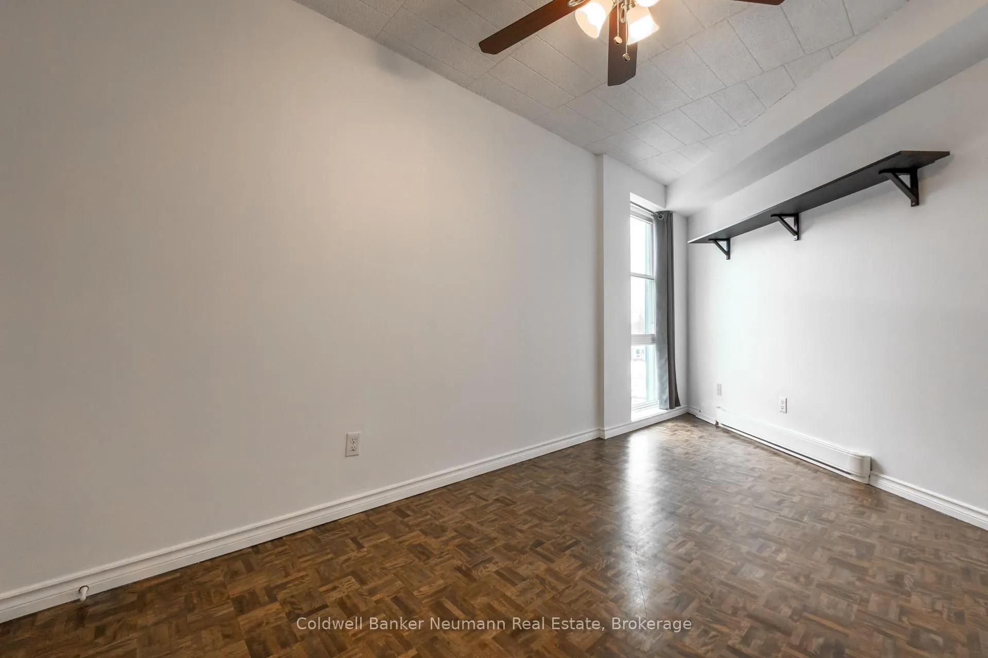 Photo 8 of Unit 511, 105 Conroy Crescent, Guelph, Dovercliffe Park/Old University — HOMEH