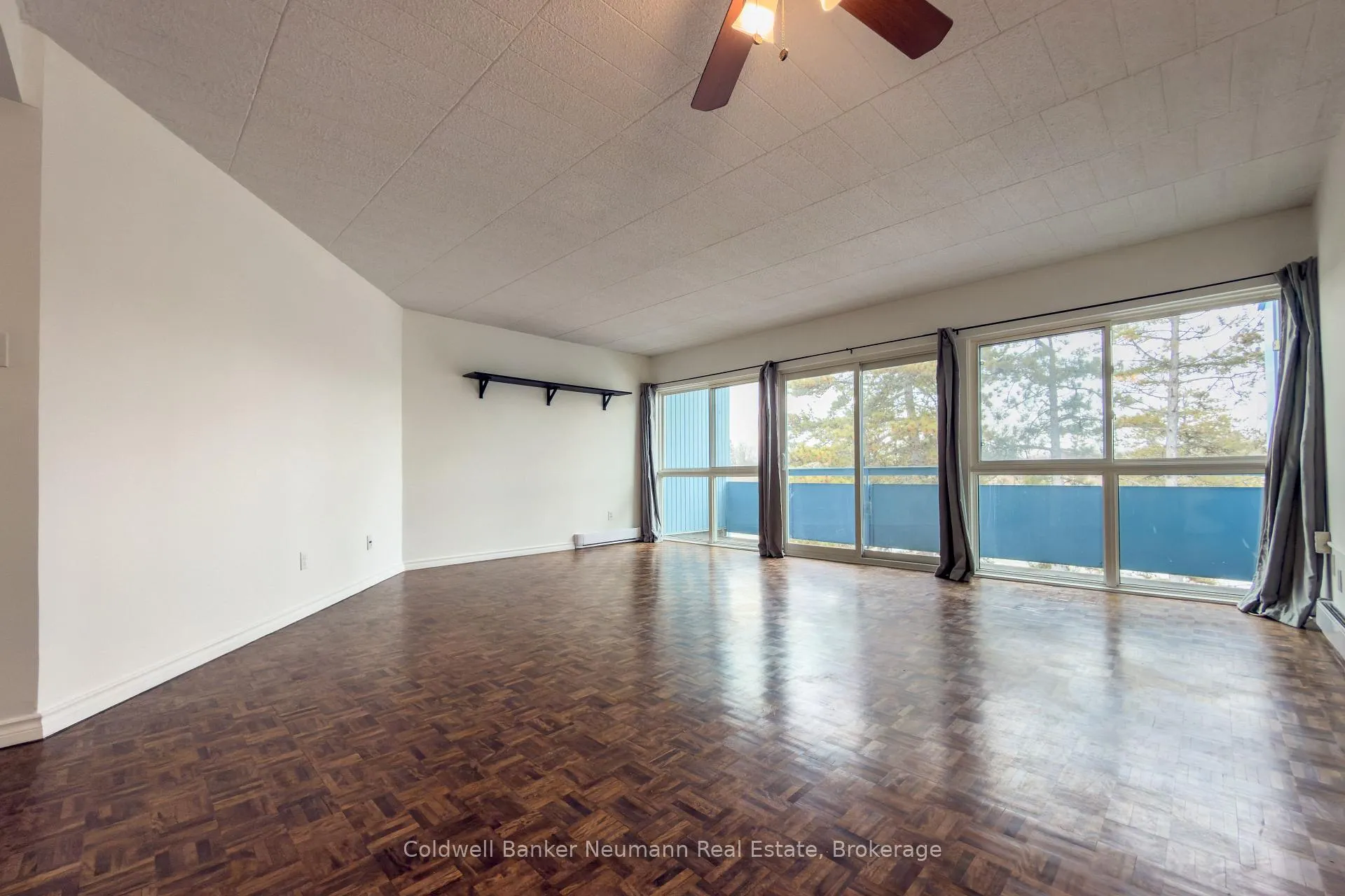 Photo 9 of Unit 511, 105 Conroy Crescent, Guelph, Dovercliffe Park/Old University — HOMEH