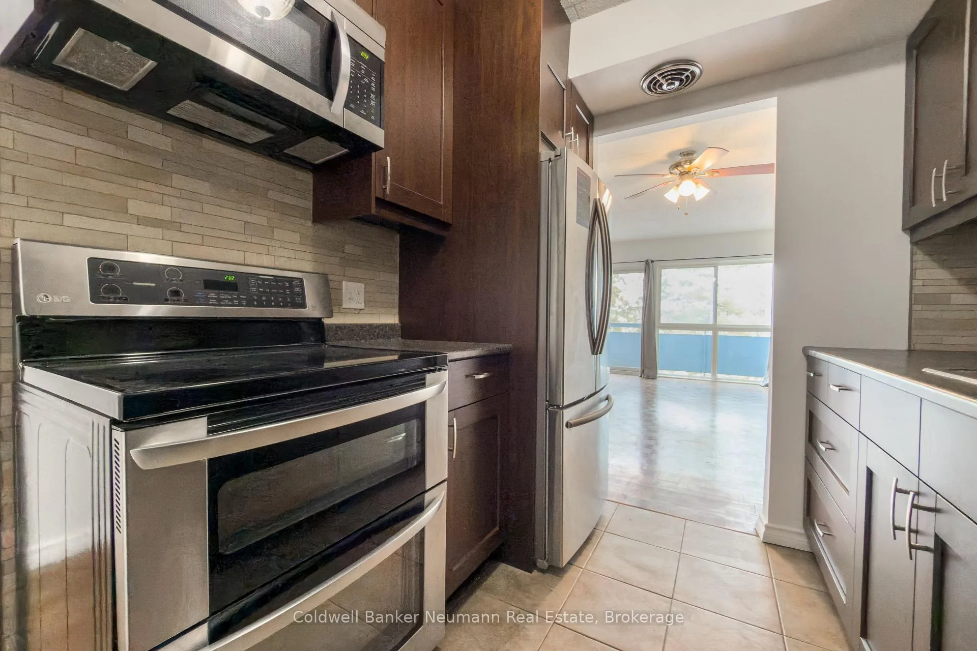 Photo 12 of Unit 511, 105 Conroy Crescent, Guelph, Dovercliffe Park/Old University — HOMEH