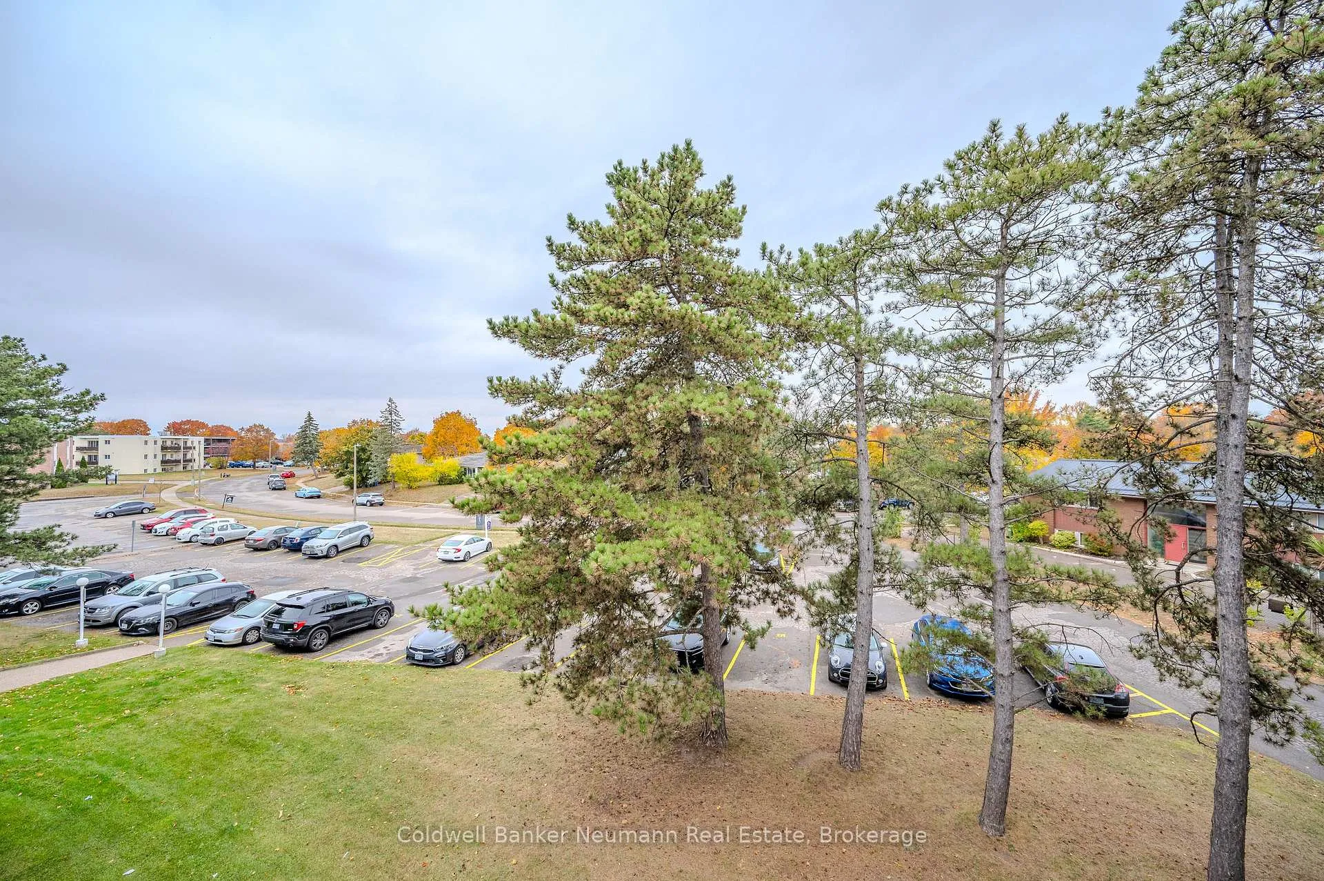 Photo 18 of Unit 511, 105 Conroy Crescent, Guelph, Dovercliffe Park/Old University — HOMEH