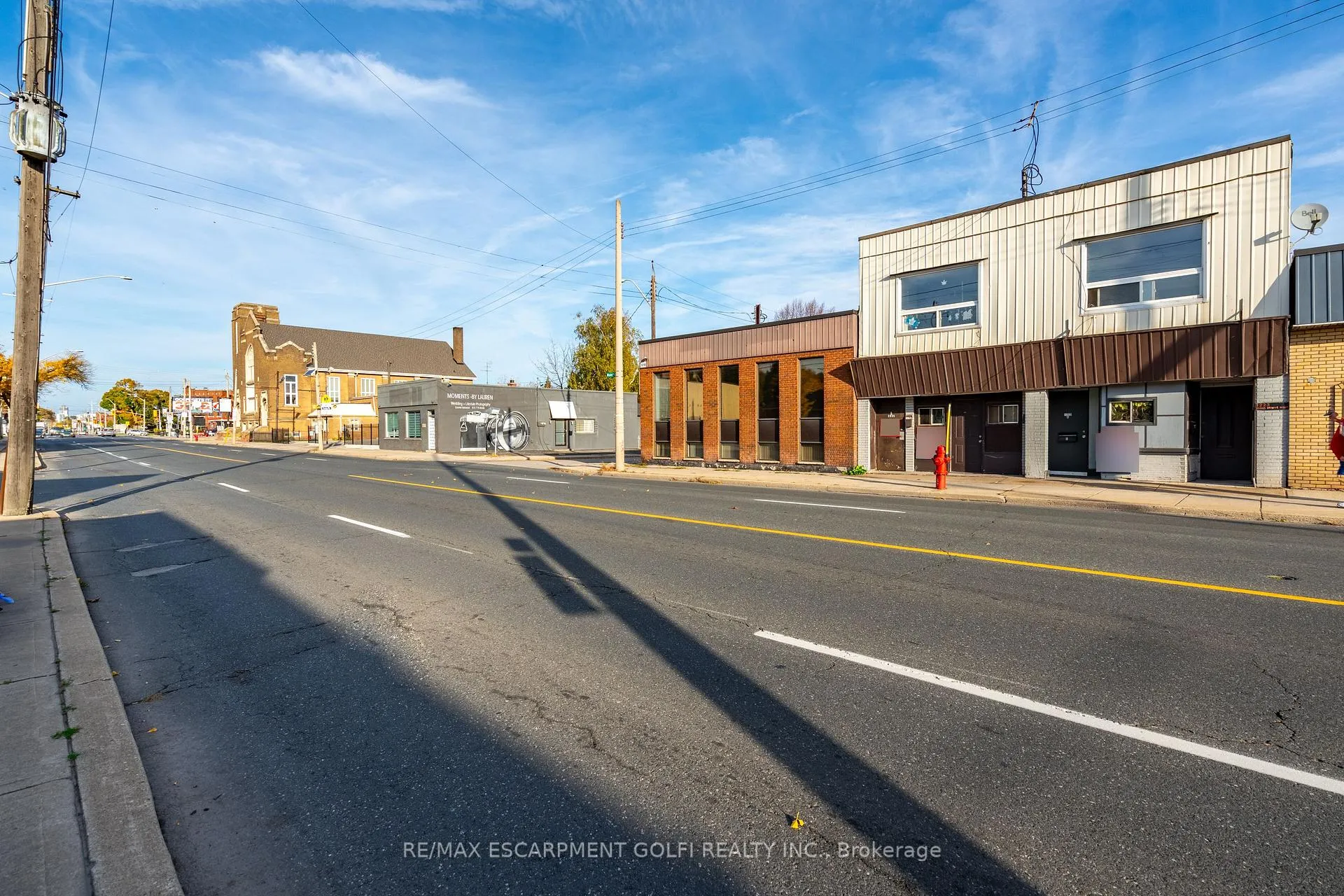 Photo 3 of 1221-1223 Main Street E, Hamilton, Crown Point — HOMEH