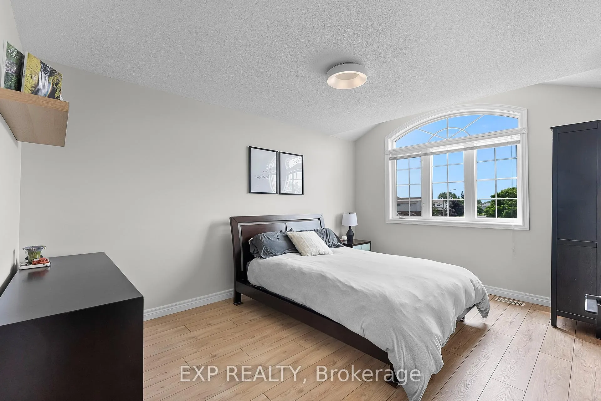 Photo 14 of 123 Summers Drive, Thorold, Confederation Heights — HOMEH