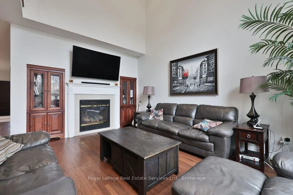 Photo 14 of 2187 Mariposa Road, Oakville, Westmount — HOMEH