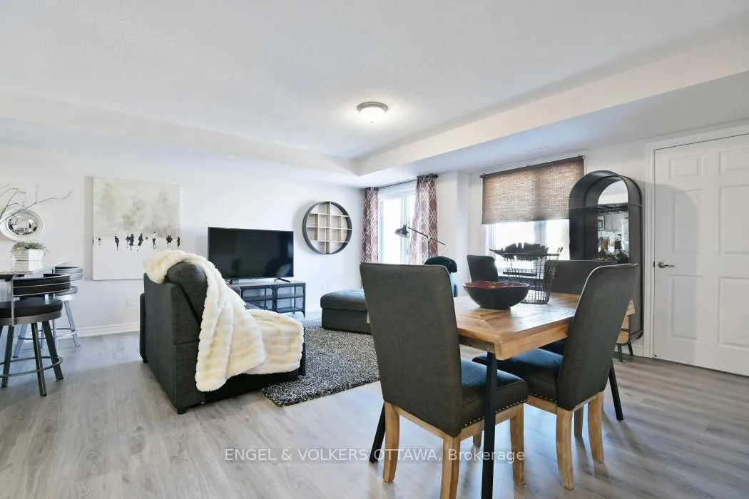 Photo 6 of 2033 Seeley's Bay Street, Ottawa, Barrhaven - Half Moon Bay — HOMEH