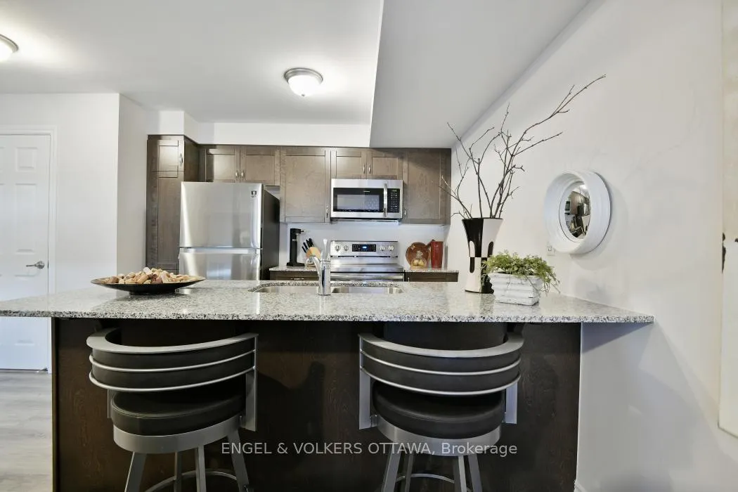 Photo 8 of 2033 Seeley's Bay Street, Ottawa, Barrhaven - Half Moon Bay — HOMEH