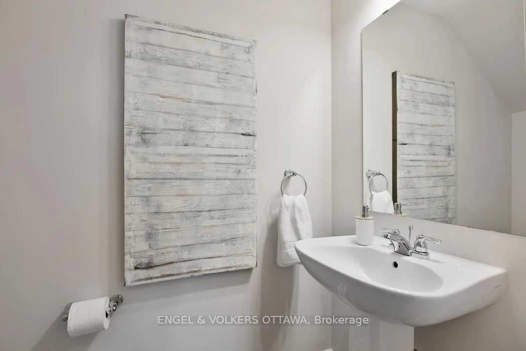 Photo 17 of 2033 Seeley's Bay Street, Ottawa, Barrhaven - Half Moon Bay — HOMEH