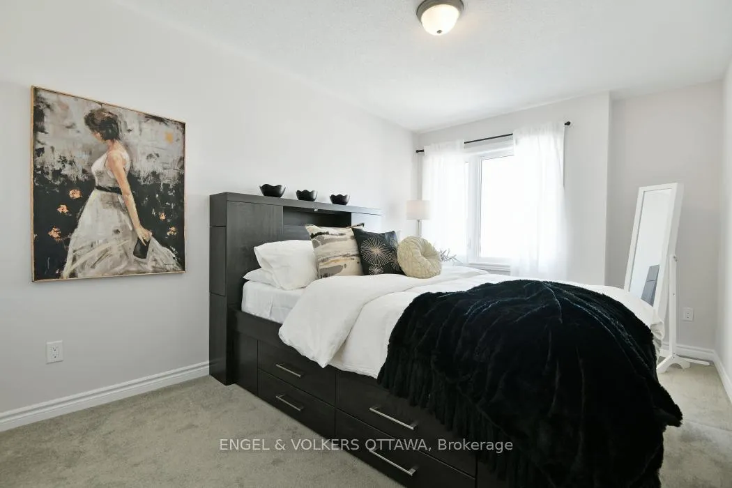 Photo 18 of 2033 Seeley's Bay Street, Ottawa, Barrhaven - Half Moon Bay — HOMEH
