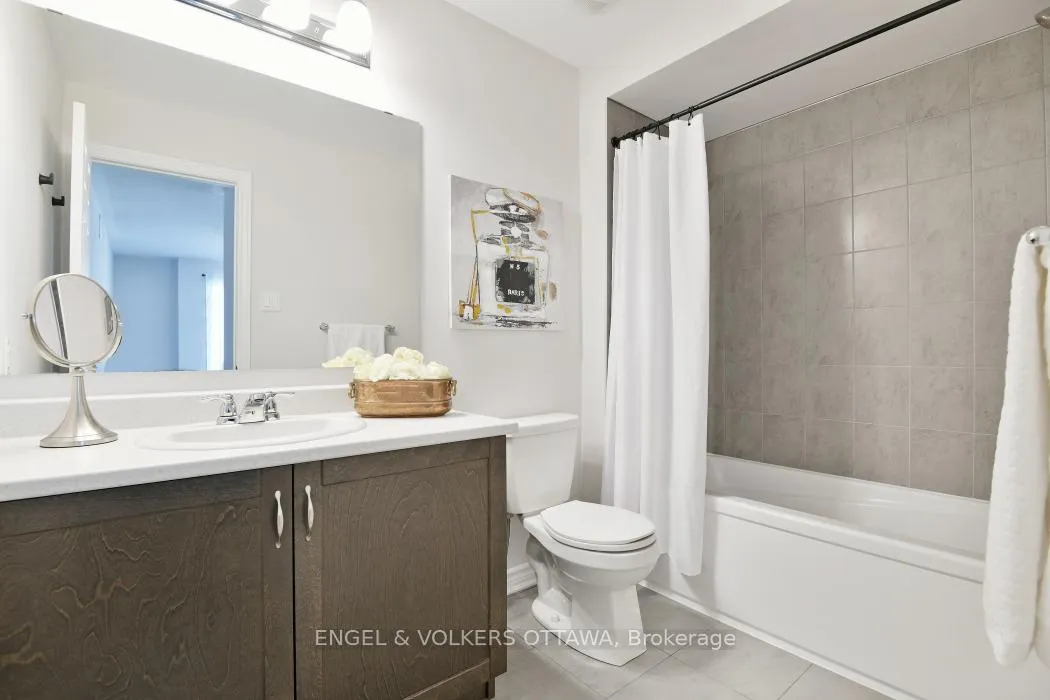Photo 19 of 2033 Seeley's Bay Street, Ottawa, Barrhaven - Half Moon Bay — HOMEH