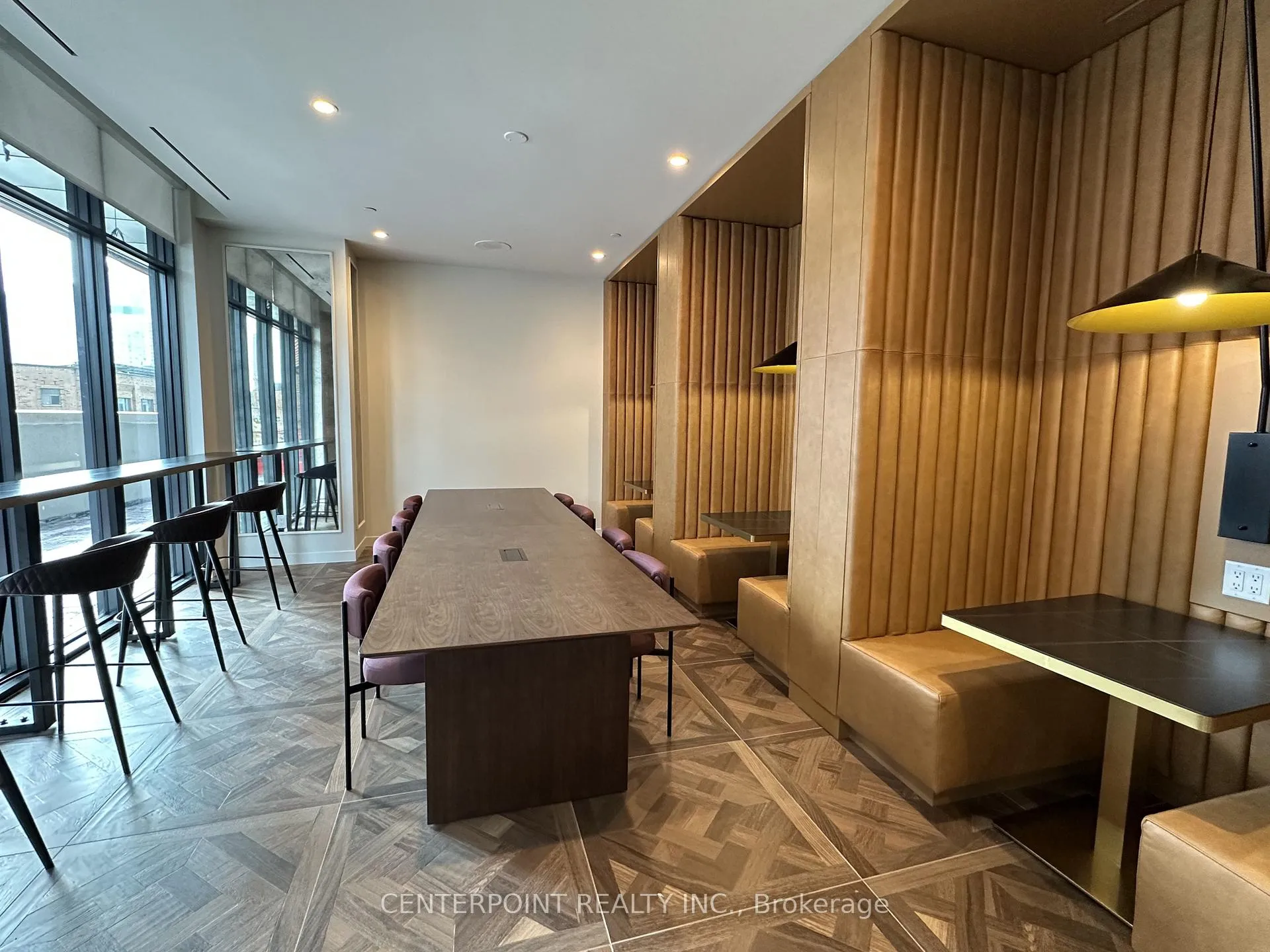 Photo 10 of Unit 3312, 180 Front Street E, Toronto, Moss Park — HOMEH