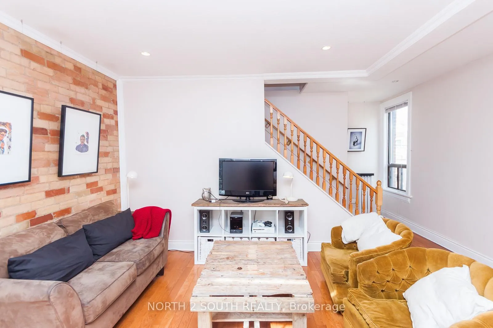 Photo 7 of Unit Upper, 1257 King Street W, Toronto, South Parkdale — HOMEH