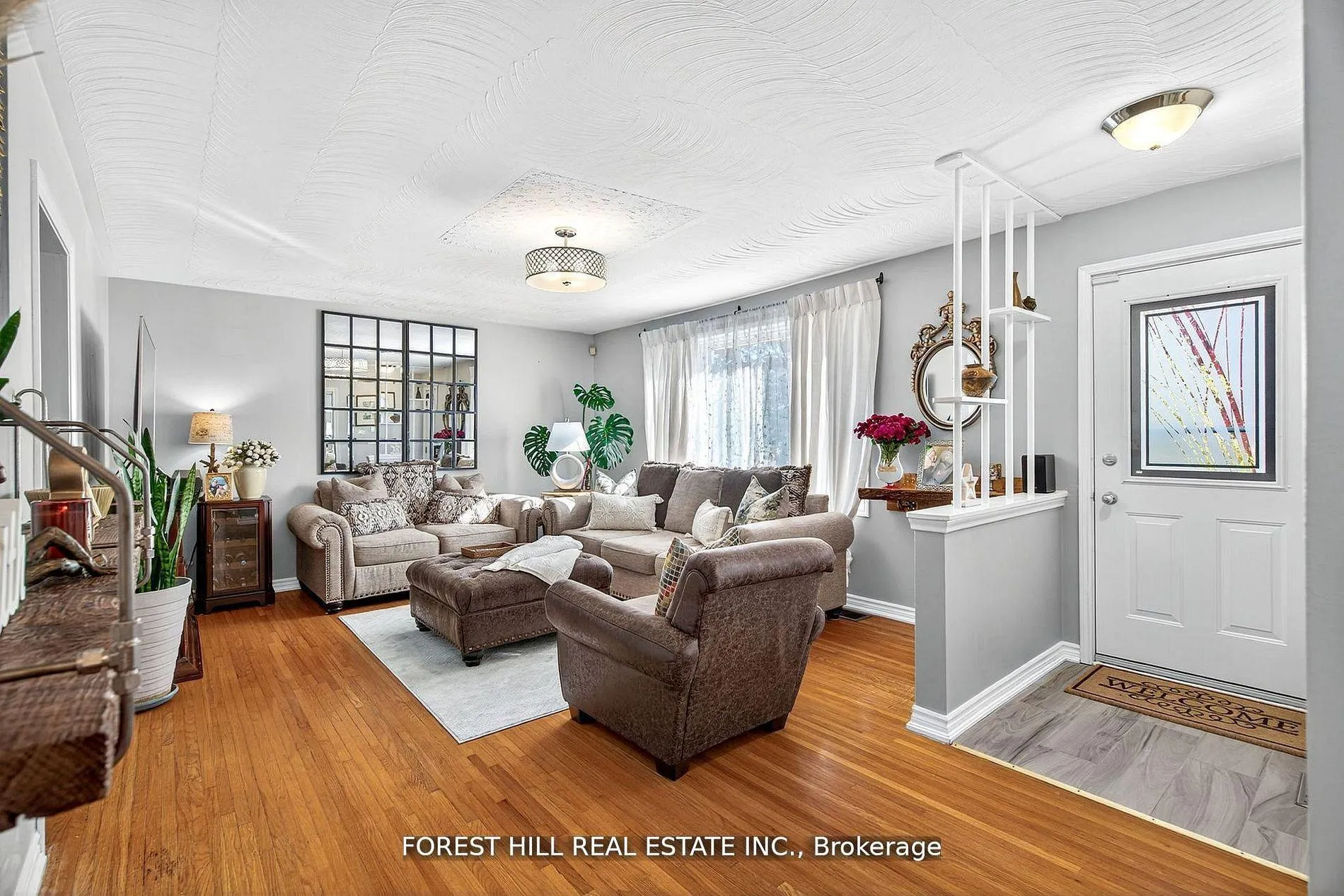 Photo 5 of 1550 Evangeline Drive, Oshawa, Lakeview — HOMEH