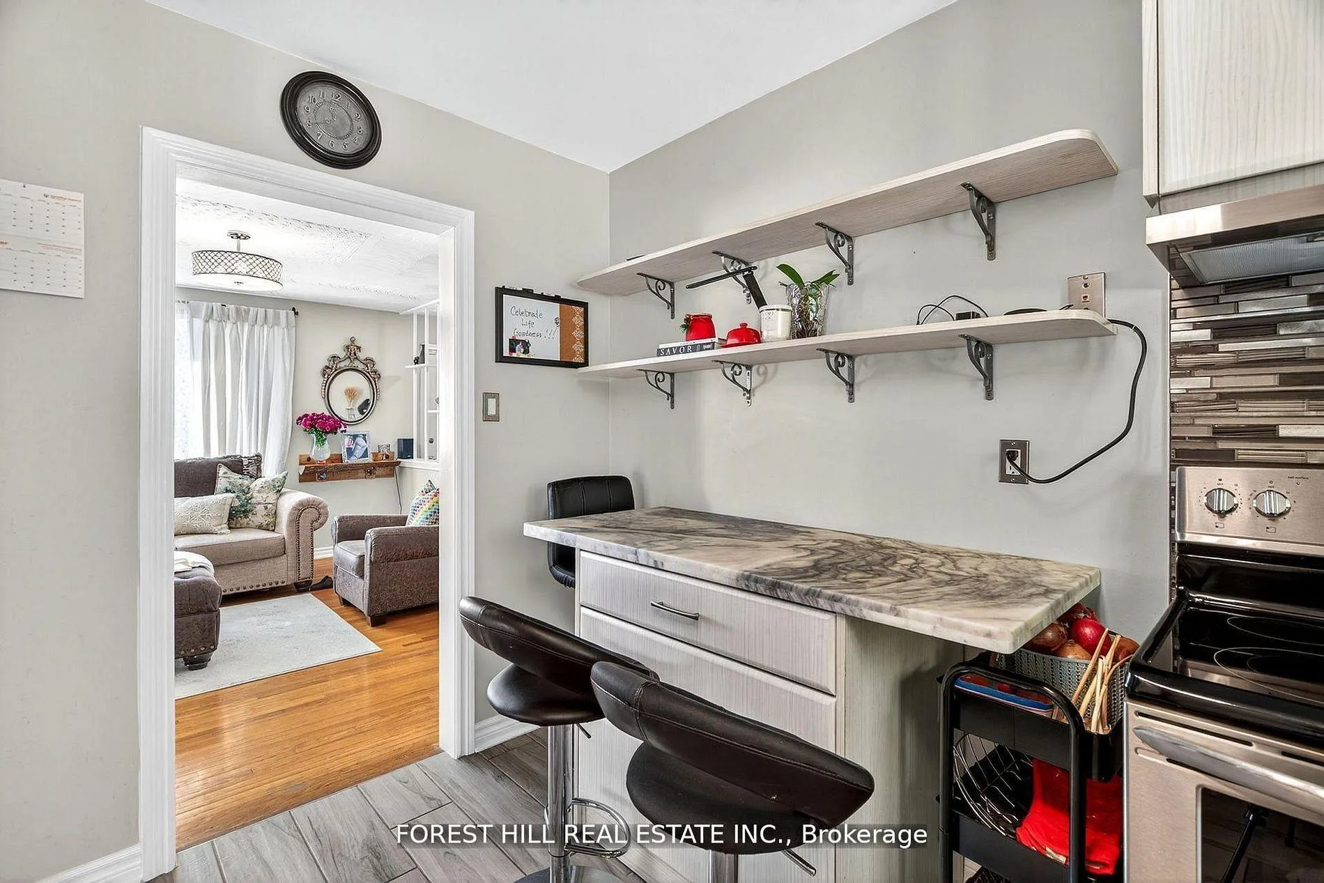 Photo 8 of 1550 Evangeline Drive, Oshawa, Lakeview — HOMEH