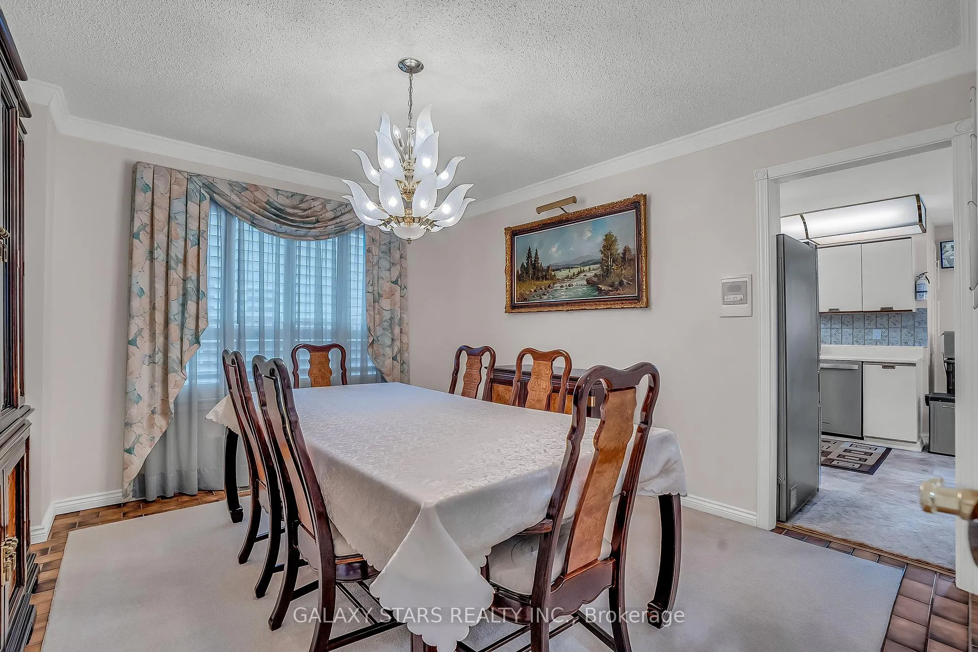 Photo 10 of 642 Sheppard Avenue, Pickering, Woodlands — HOMEH