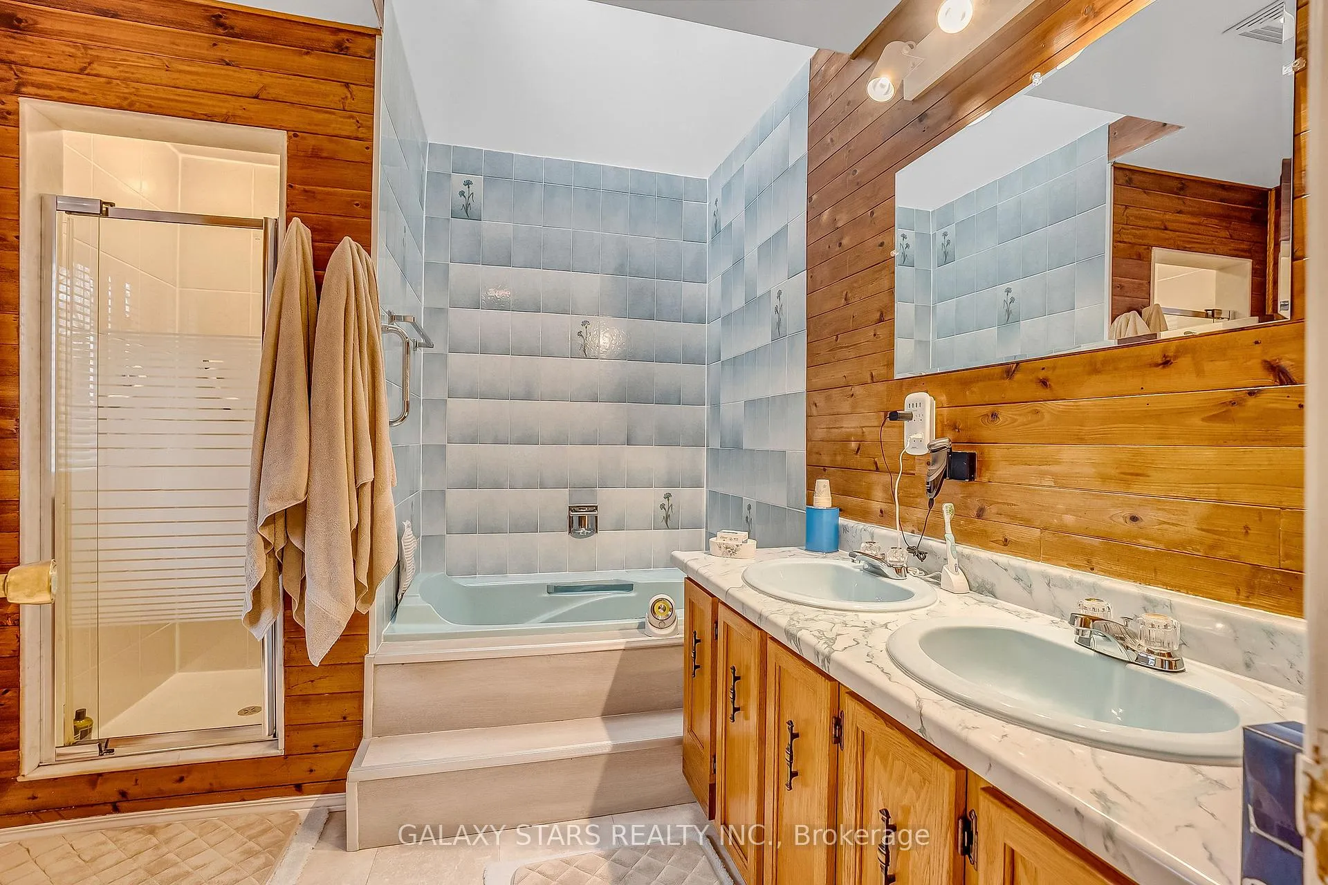 Photo 22 of 642 Sheppard Avenue, Pickering, Woodlands — HOMEH