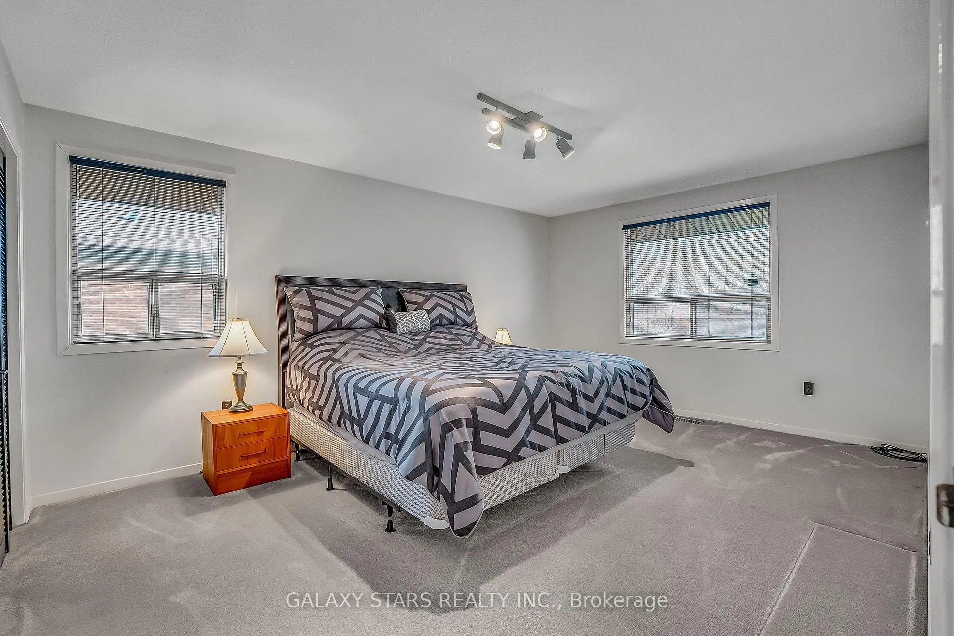 Photo 24 of 642 Sheppard Avenue, Pickering, Woodlands — HOMEH