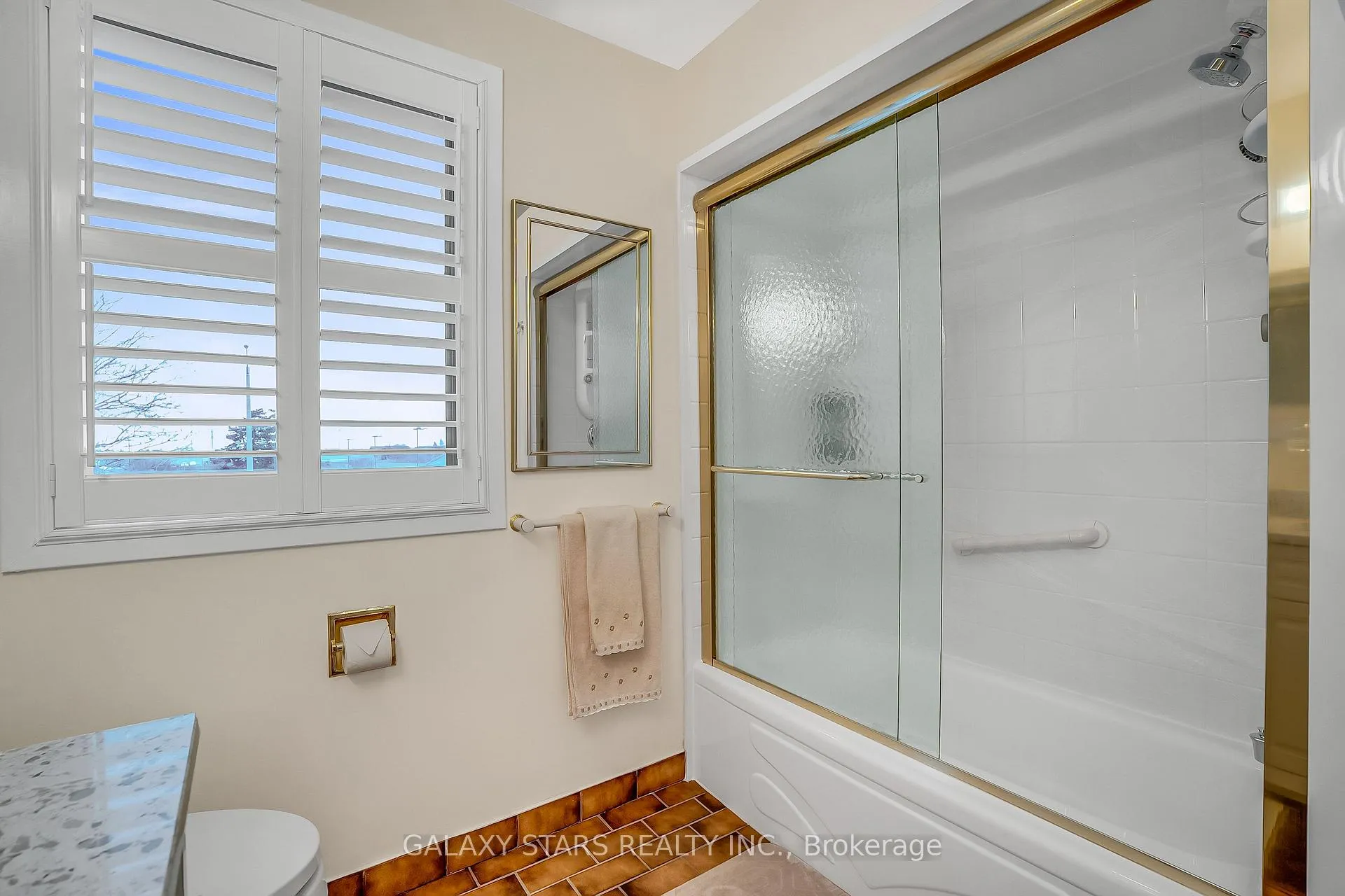 Photo 28 of 642 Sheppard Avenue, Pickering, Woodlands — HOMEH
