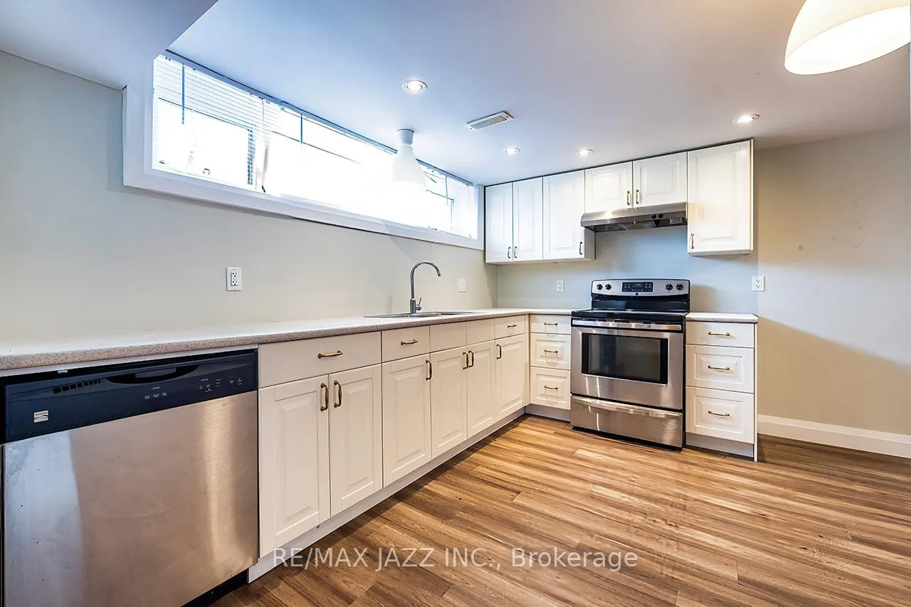 Photo 3 of Unit #2, 708 Newman Crescent, Whitby, Downtown Whitby — HOMEH