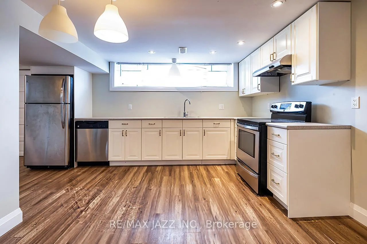 Photo 5 of Unit #2, 708 Newman Crescent, Whitby, Downtown Whitby — HOMEH