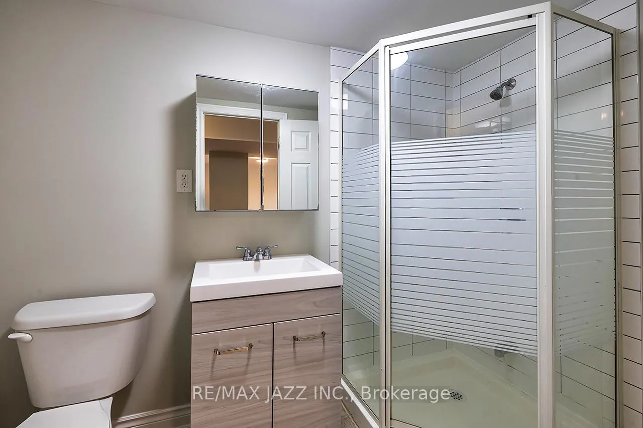 Photo 8 of Unit #2, 708 Newman Crescent, Whitby, Downtown Whitby — HOMEH