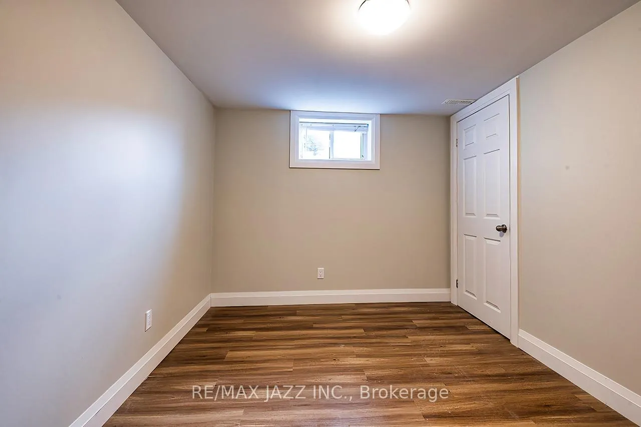 Photo 10 of Unit #2, 708 Newman Crescent, Whitby, Downtown Whitby — HOMEH