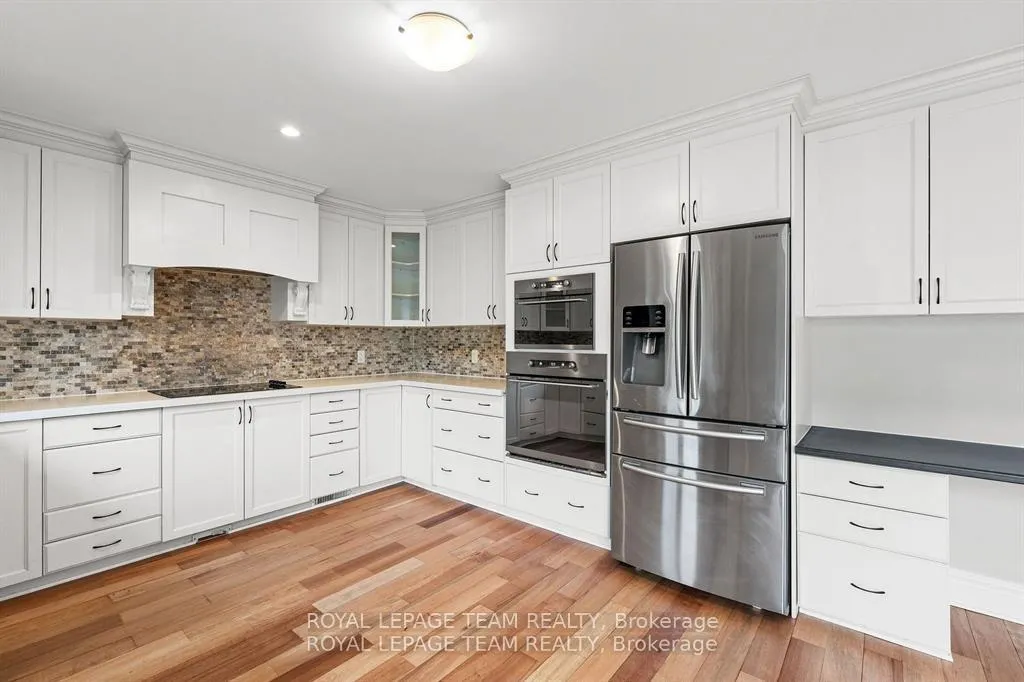 Photo 15 of 365 Langrell Crescent, Ottawa, Barrhaven - Strandherd — HOMEH
