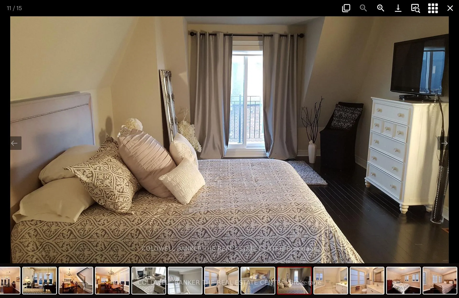 Photo 8 of 10 Powseland Crescent, Vaughan, West Woodbridge — HOMEH