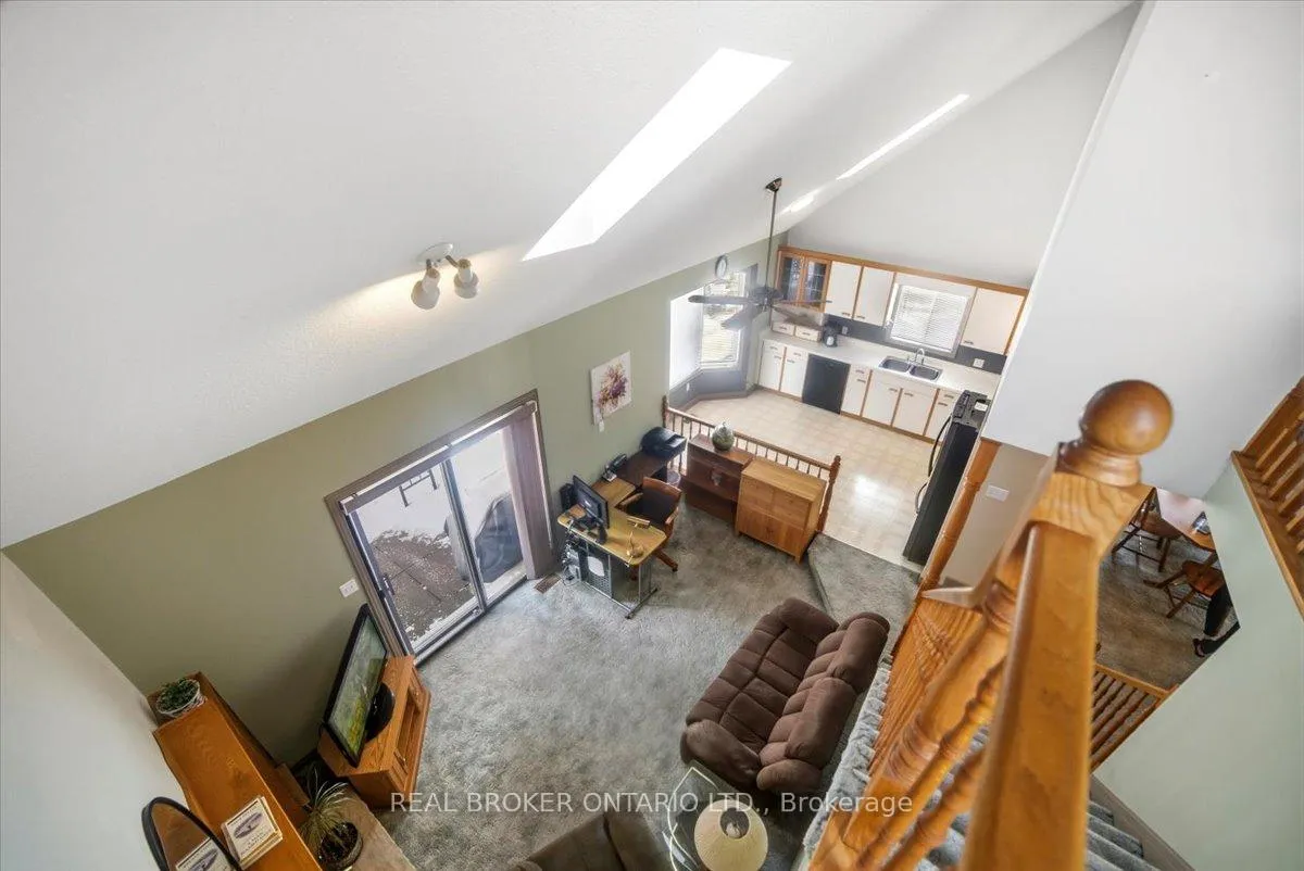 Photo 14 of 106 Spruceside Crescent, Pelham, Fonthill — HOMEH